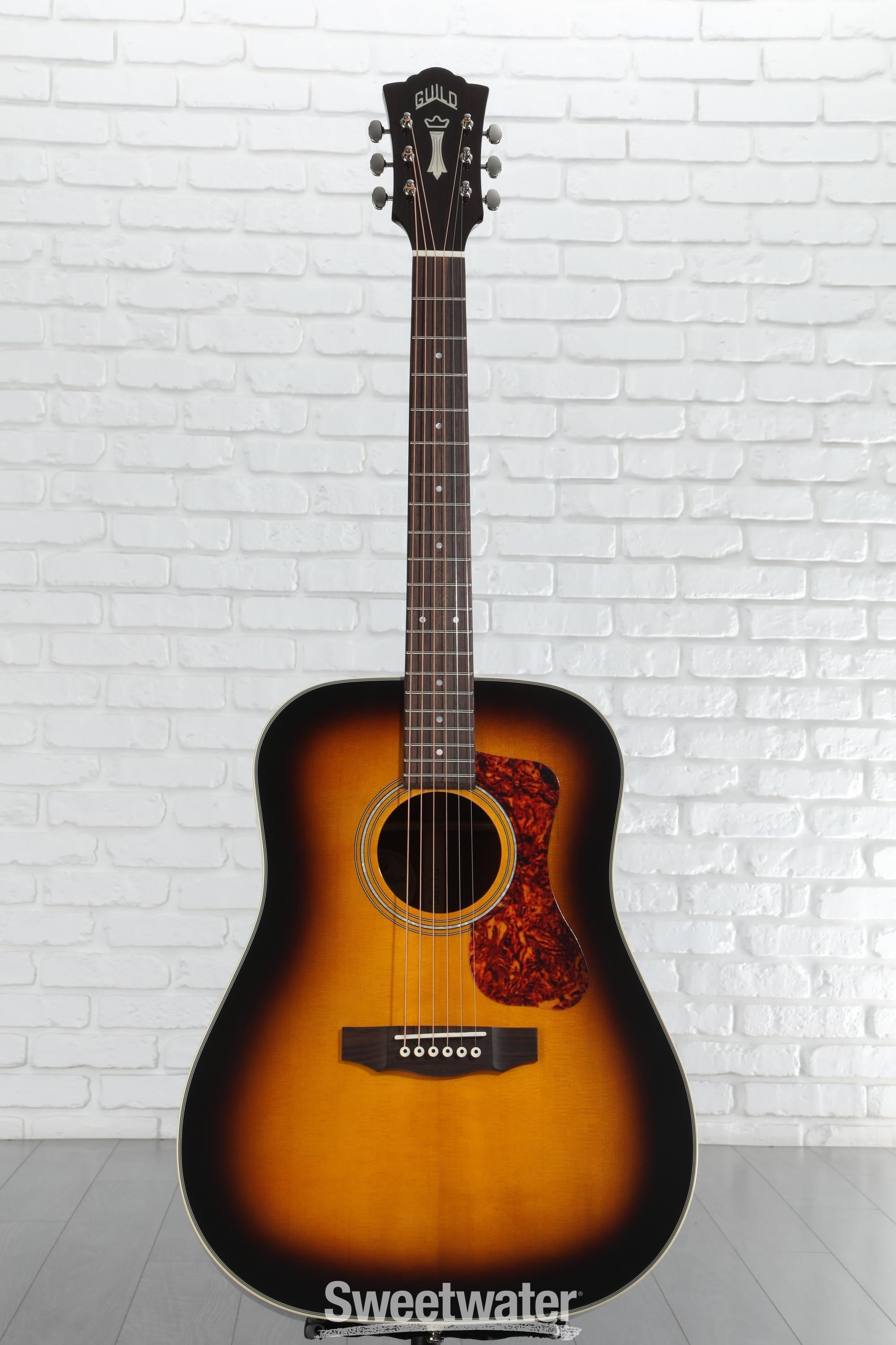Guild D-140 Dreadnought Acoustic Guitar - Antique Burst