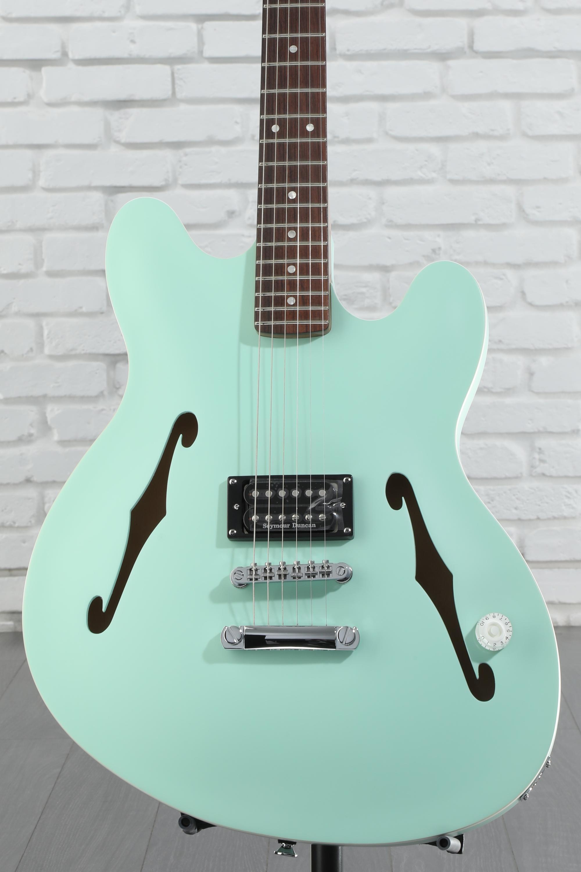Fender Tom DeLonge Starcaster Semi-hollowbody Electric
