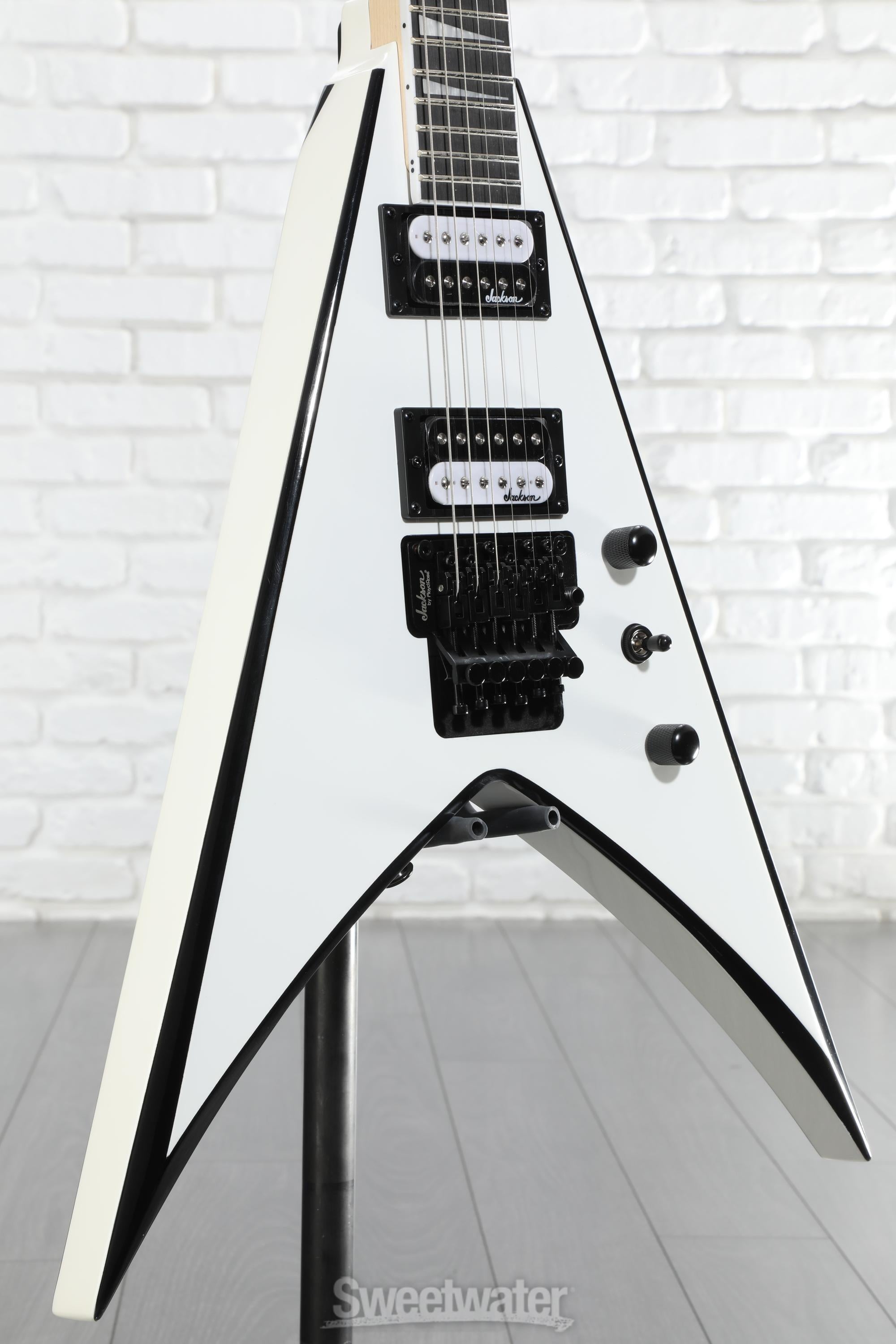 Jackson JS Series King V JS32 - White with Black Bevels | Sweetwater