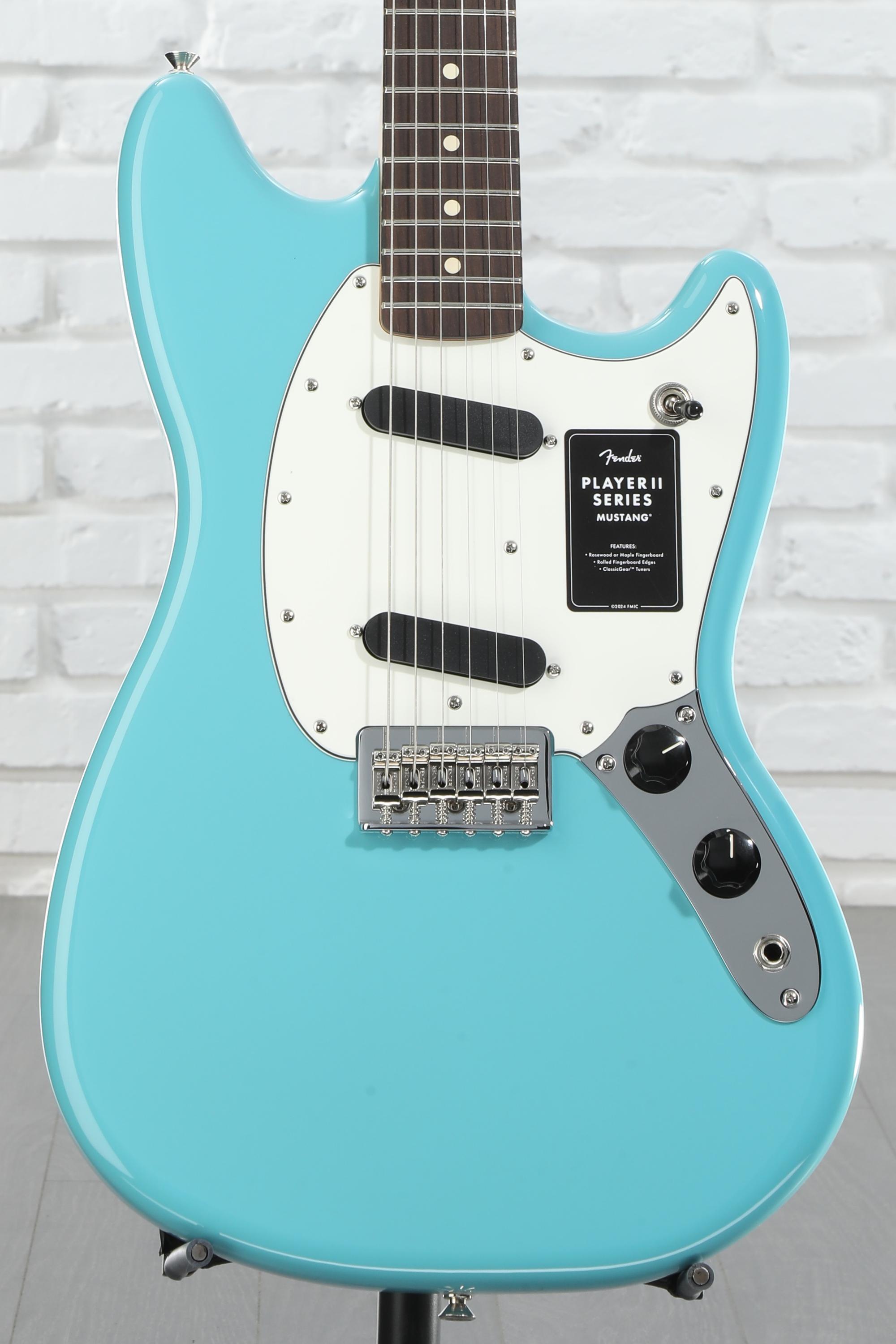 ギター fFender Player II Mustang Fender Player II Mustang Rosewood Fingerboard Electric