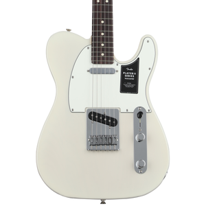 Fender Noventa Stratocaster - Surf Green with Maple Fender Noventa Stratocaster - Surf Green with Maple