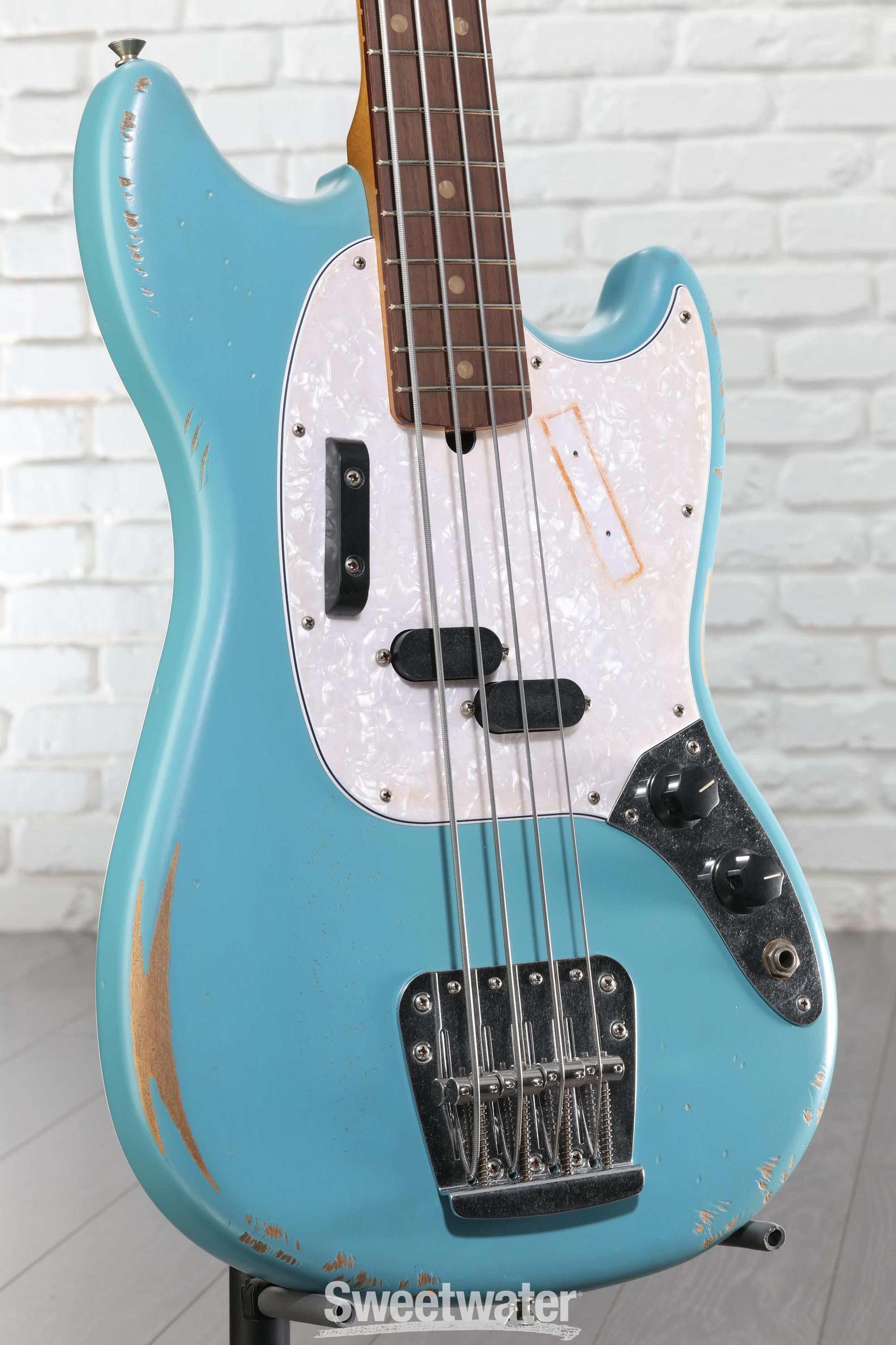FENDER JMJ Road Worn Mustang Bass （軽量良品） Fender JMJ Road Worn Mustang Bass Guitar - Faded Daphne Blue