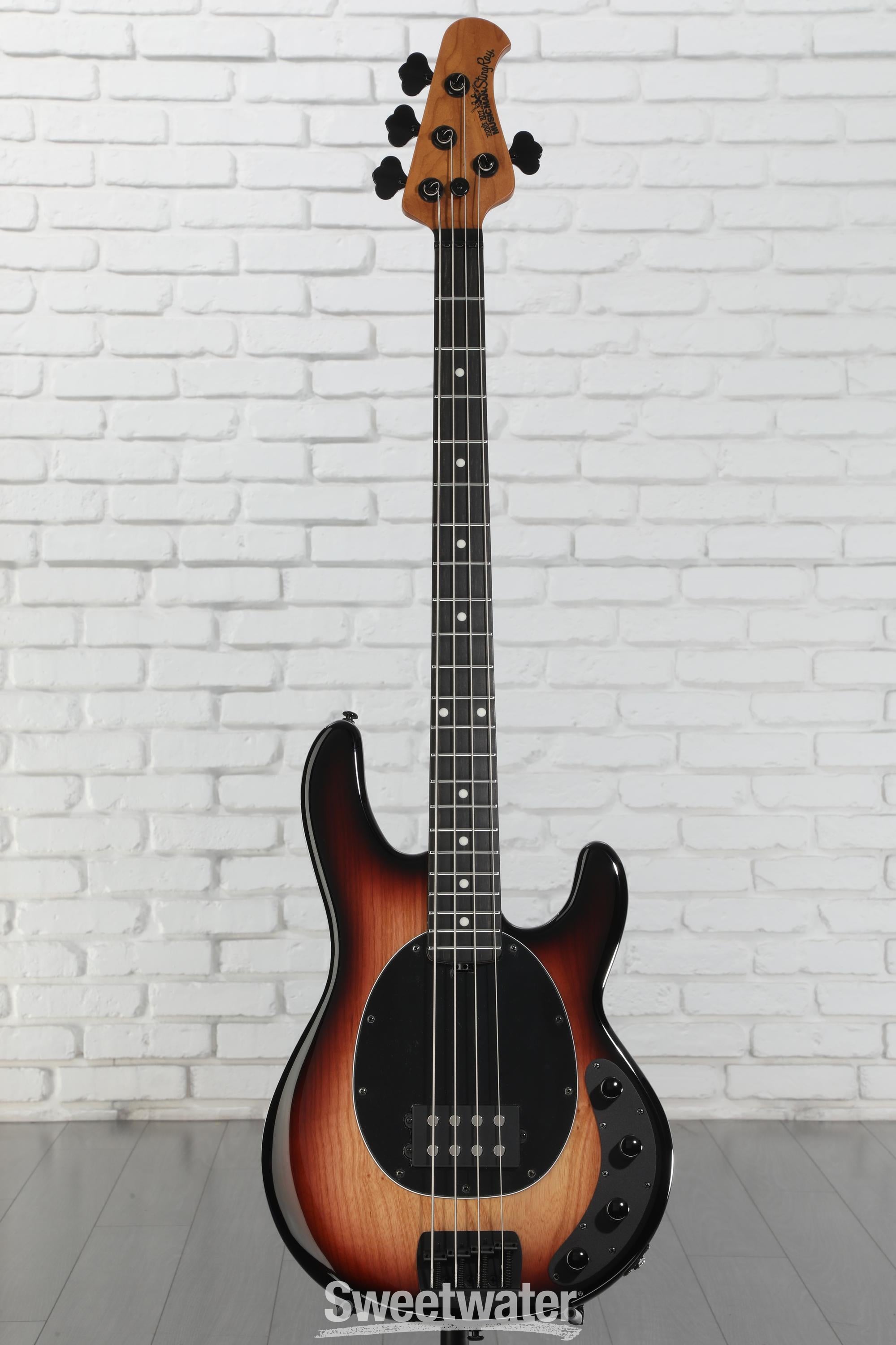 Rayページ M X-Ray Speed Metallic FS Women's Sneakers | PUMA