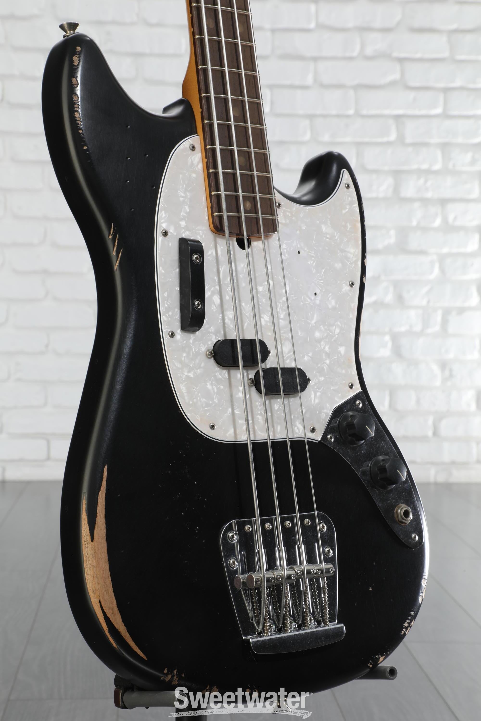 Fender JMJ Road Worn Mustang Bass7/2限定値下 Amazon.com: Fender JMJ Road Worn Mustang Bass, Faded Daphne