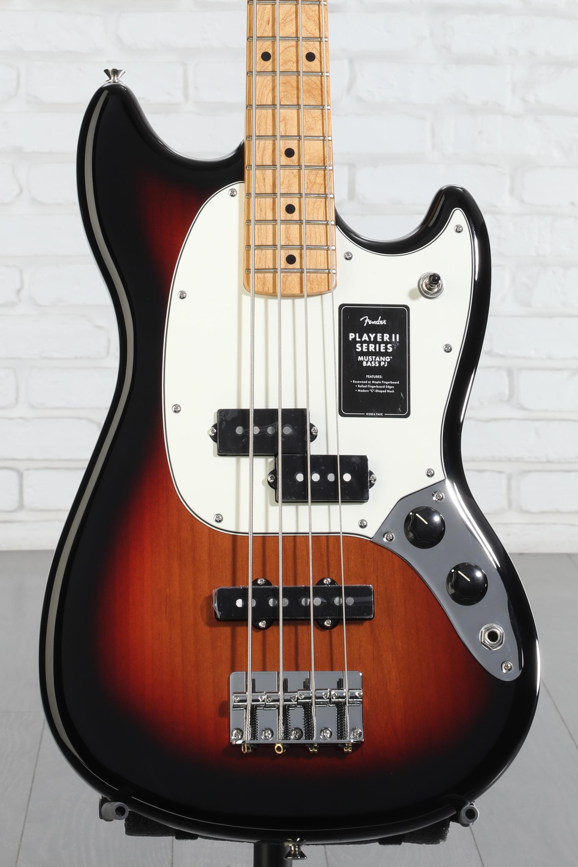 Fender Player II Mustang Bass PJ - 3-color Sunburst with Maple