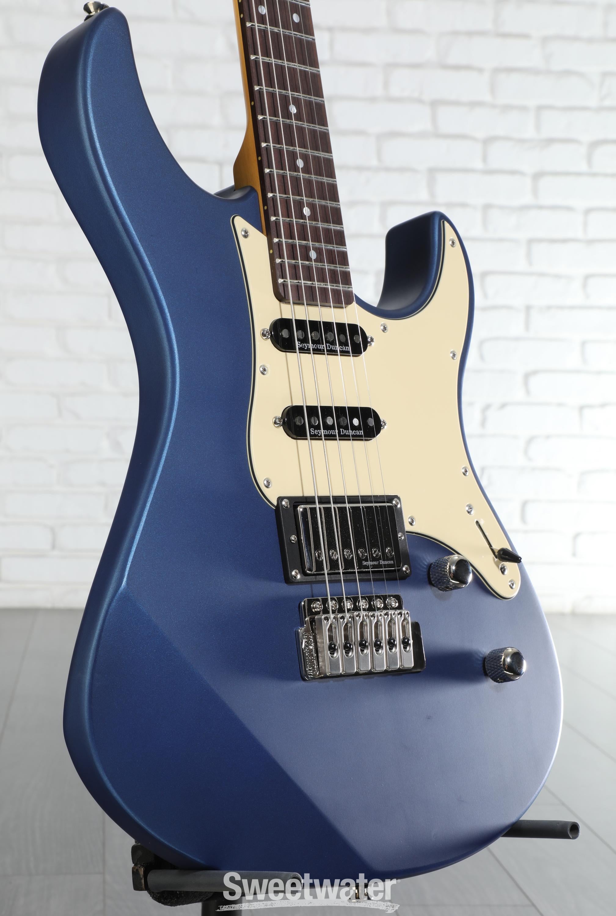Yamaha PAC612VIIX Pacifica Electric Guitar - Matte Silk Blue