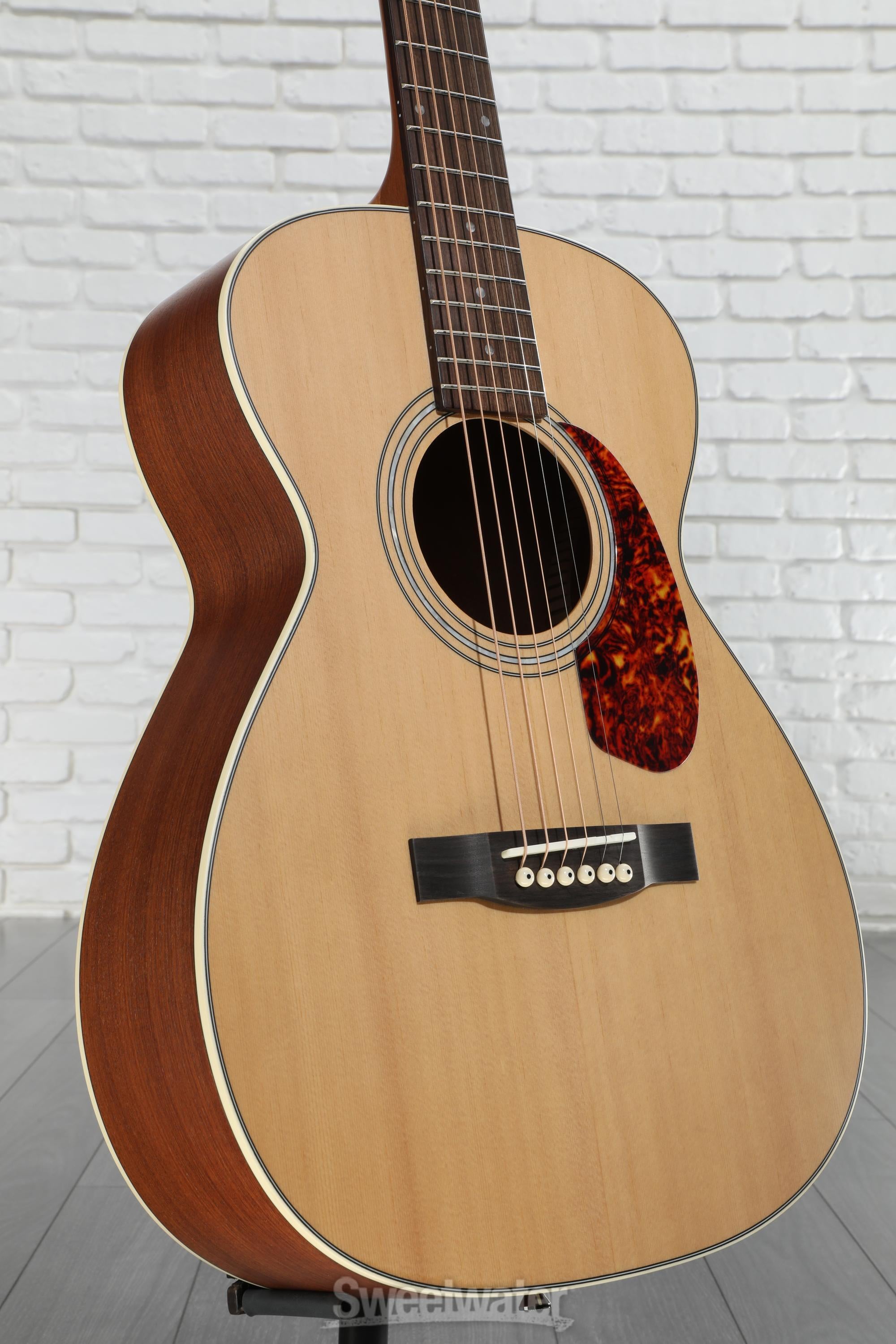 Guild M-240E Westerly Concert Acoustic-Electric Guitar