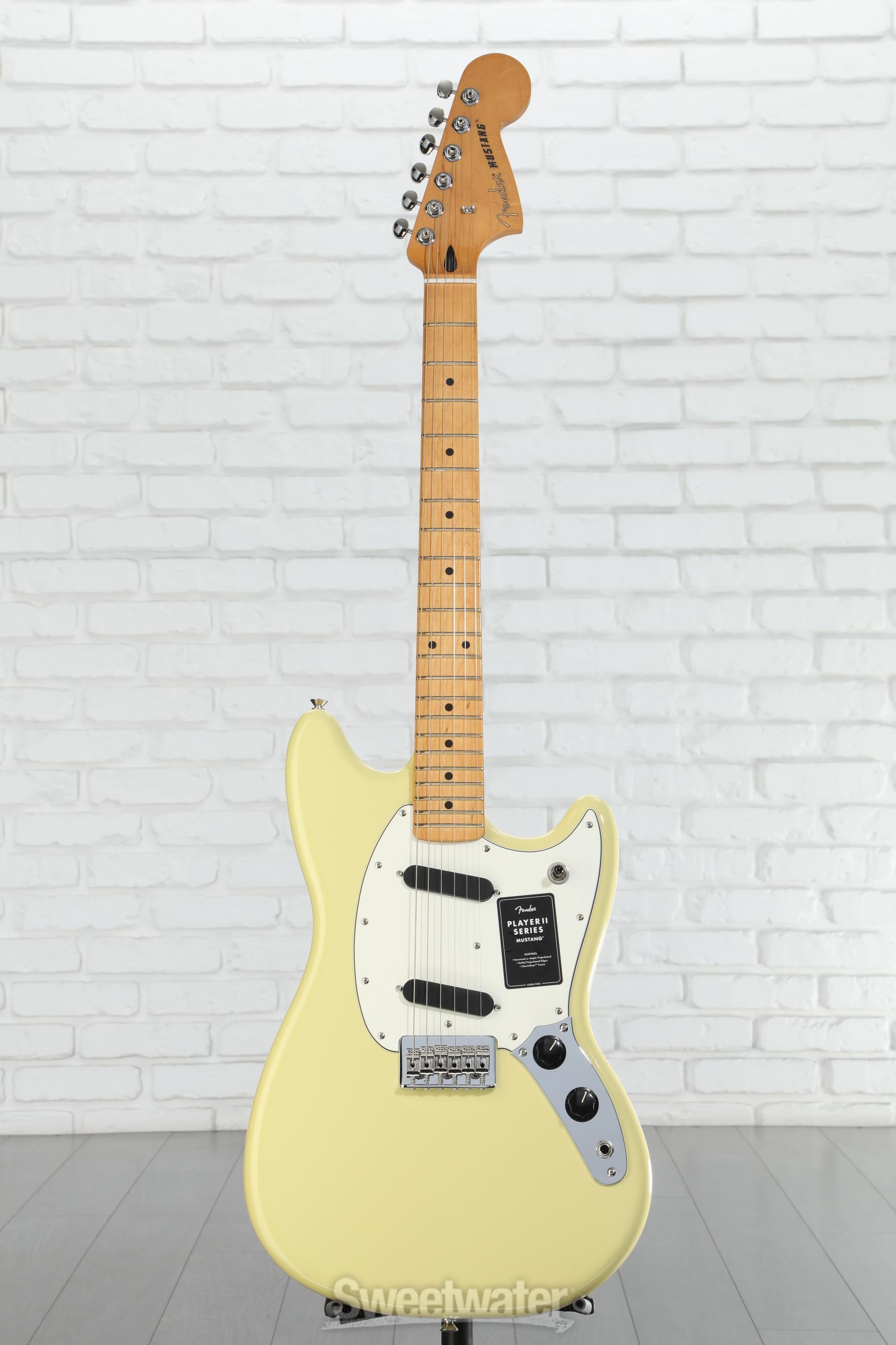 Fender Player II Mustang - Hialeah Yellow with Maple Fingerboard