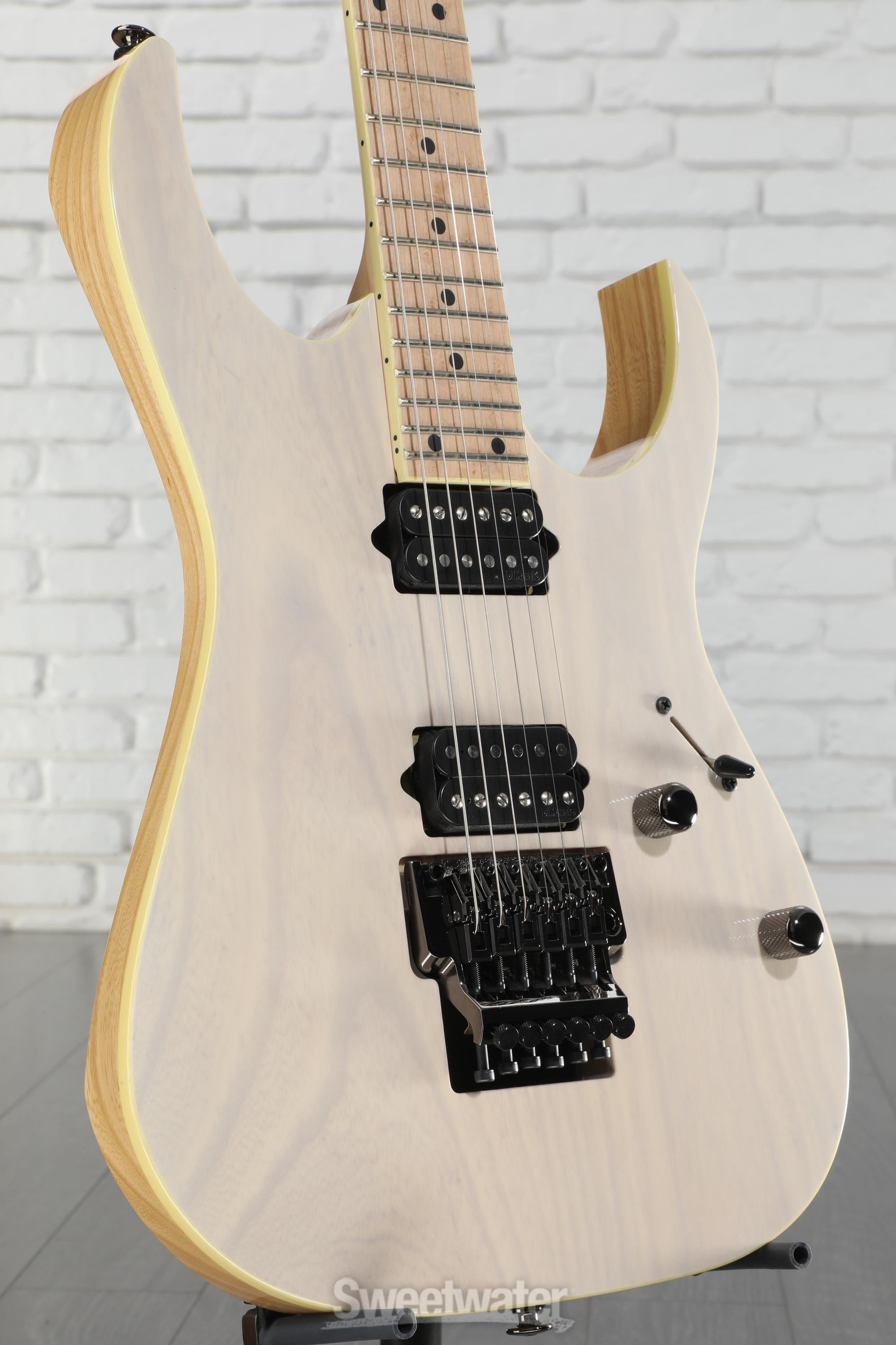 Ibanez Prestige RG652AHM - Antique White Blonde Reviews | Sweetwater