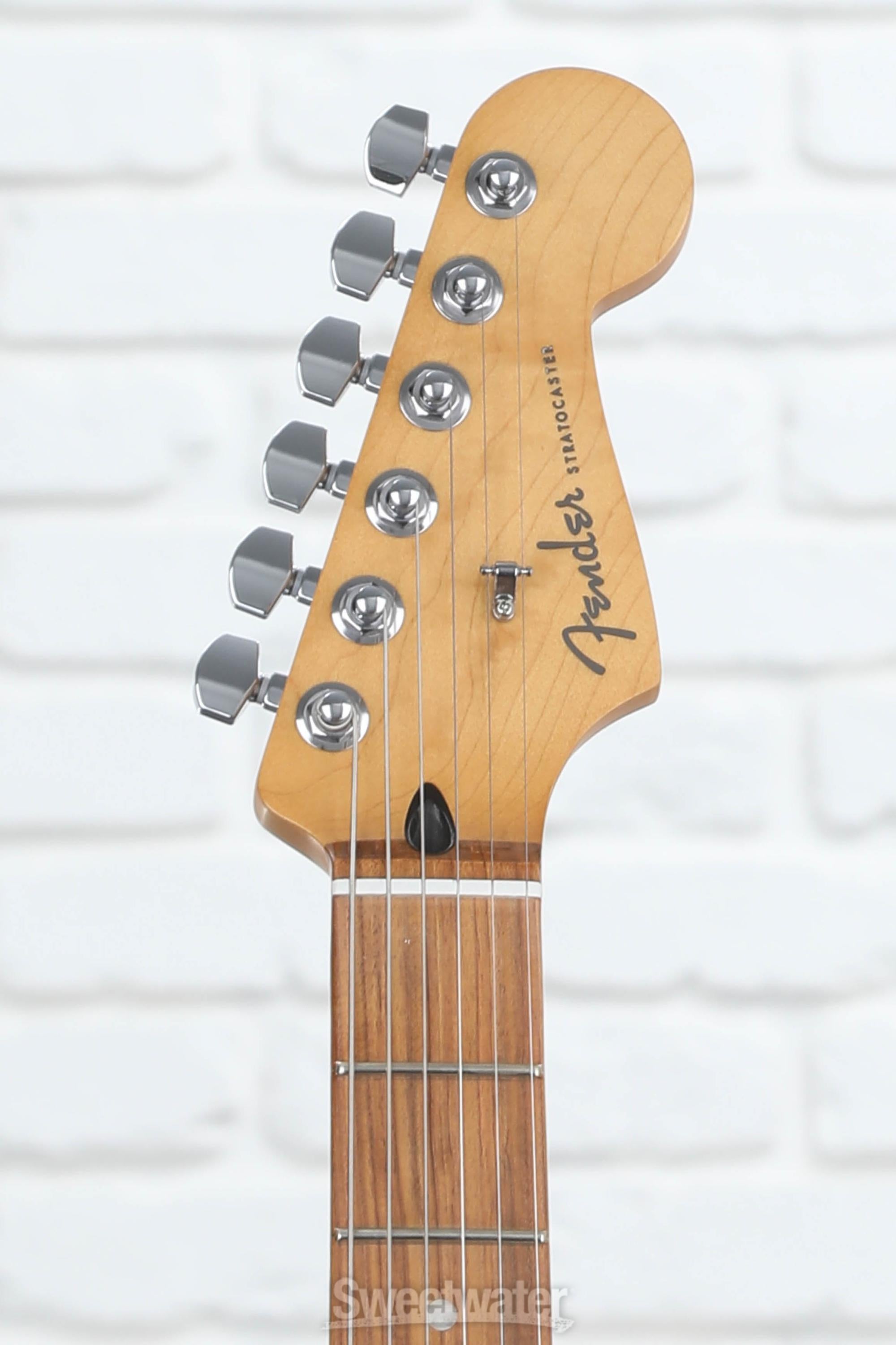 Fender Stratocaster player plusシエナサンバースト Fender Player Plus Stratocaster Electric Guitar - Sienna