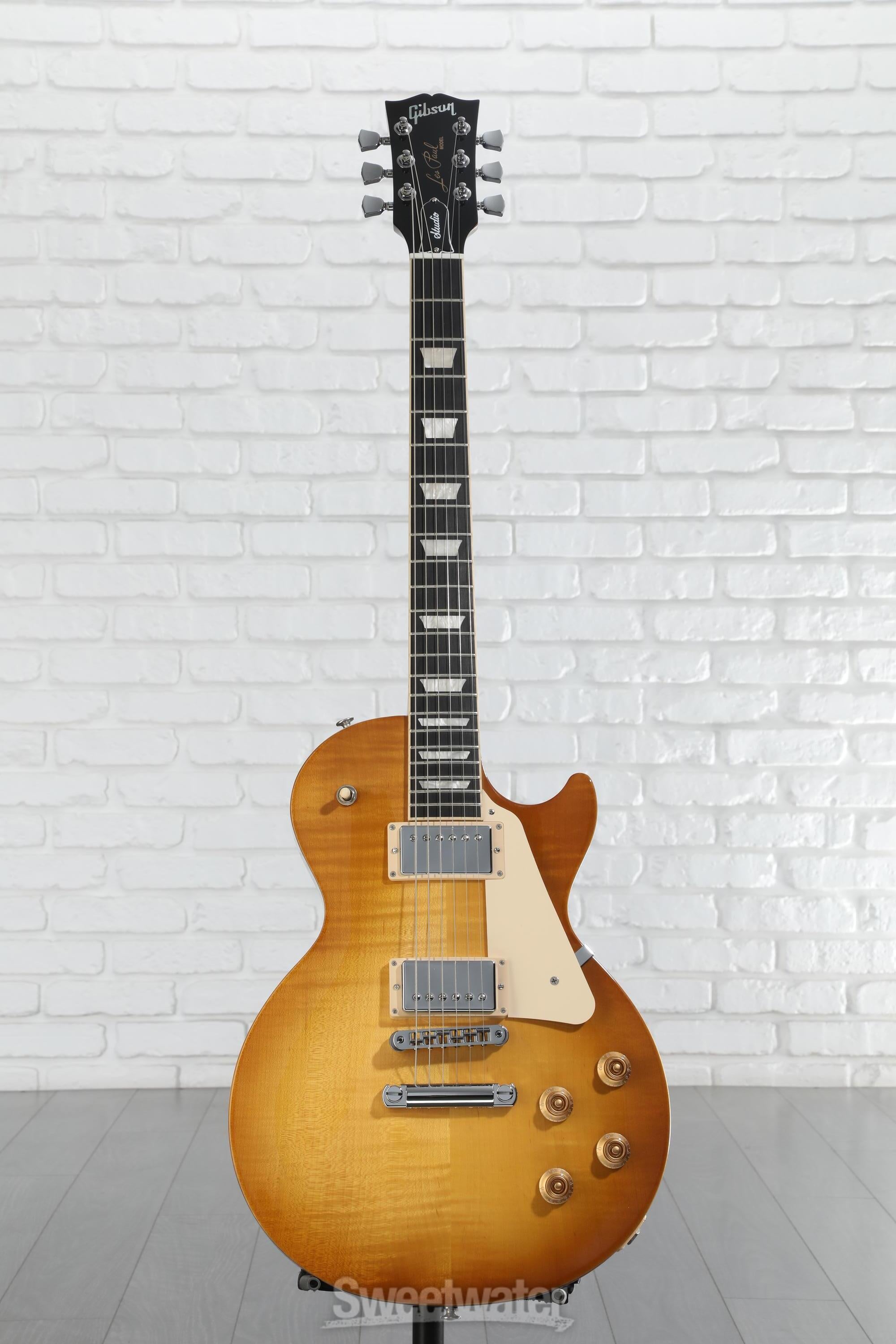 【美品】Gibson Les Paul Studio Model サンバースト Gibson Les Paul Studio Gold Series - Vintage Sunburst