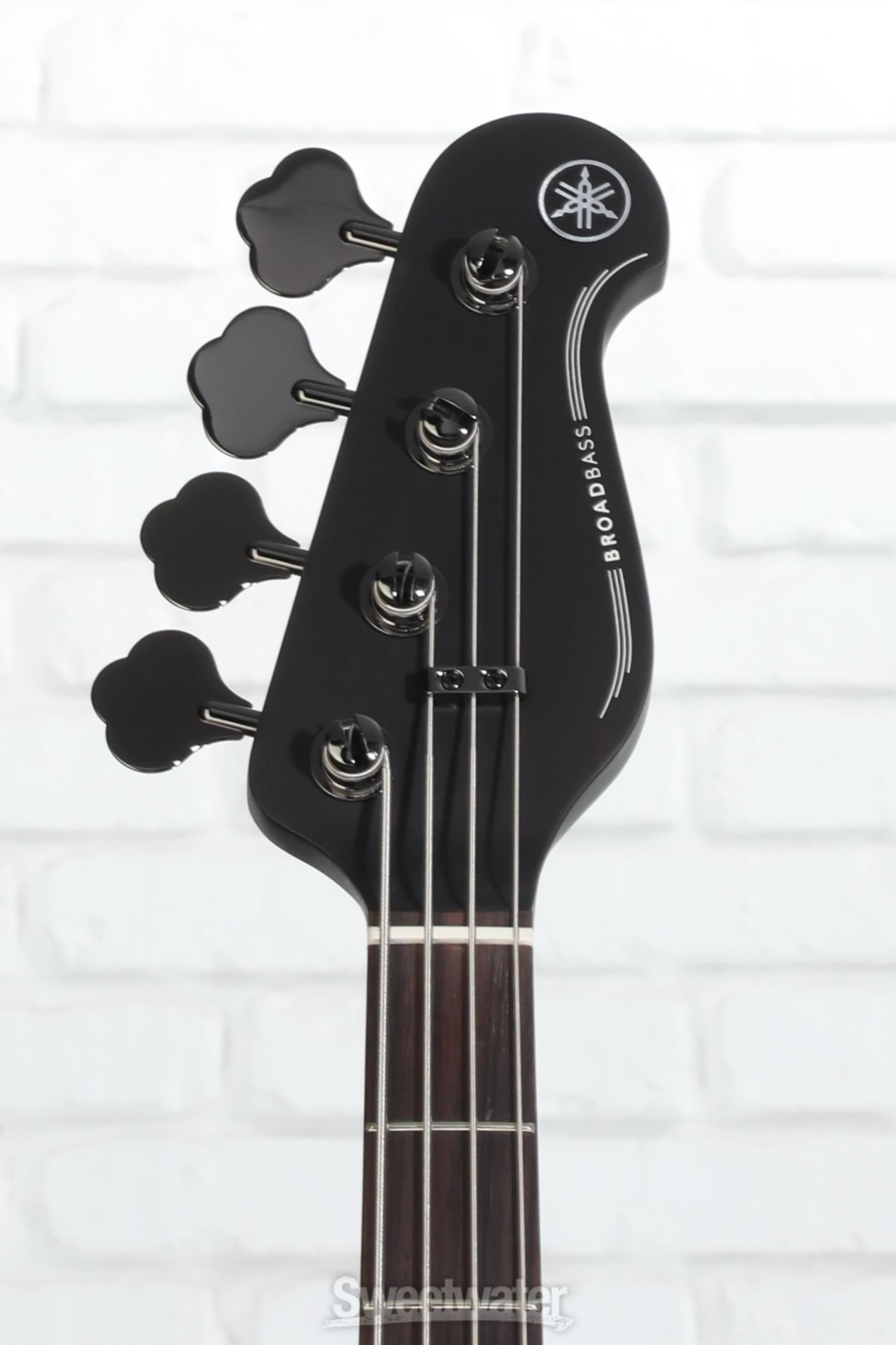 Yamaha BB734A 4-string Bass Guitar - Translucent Matte Black