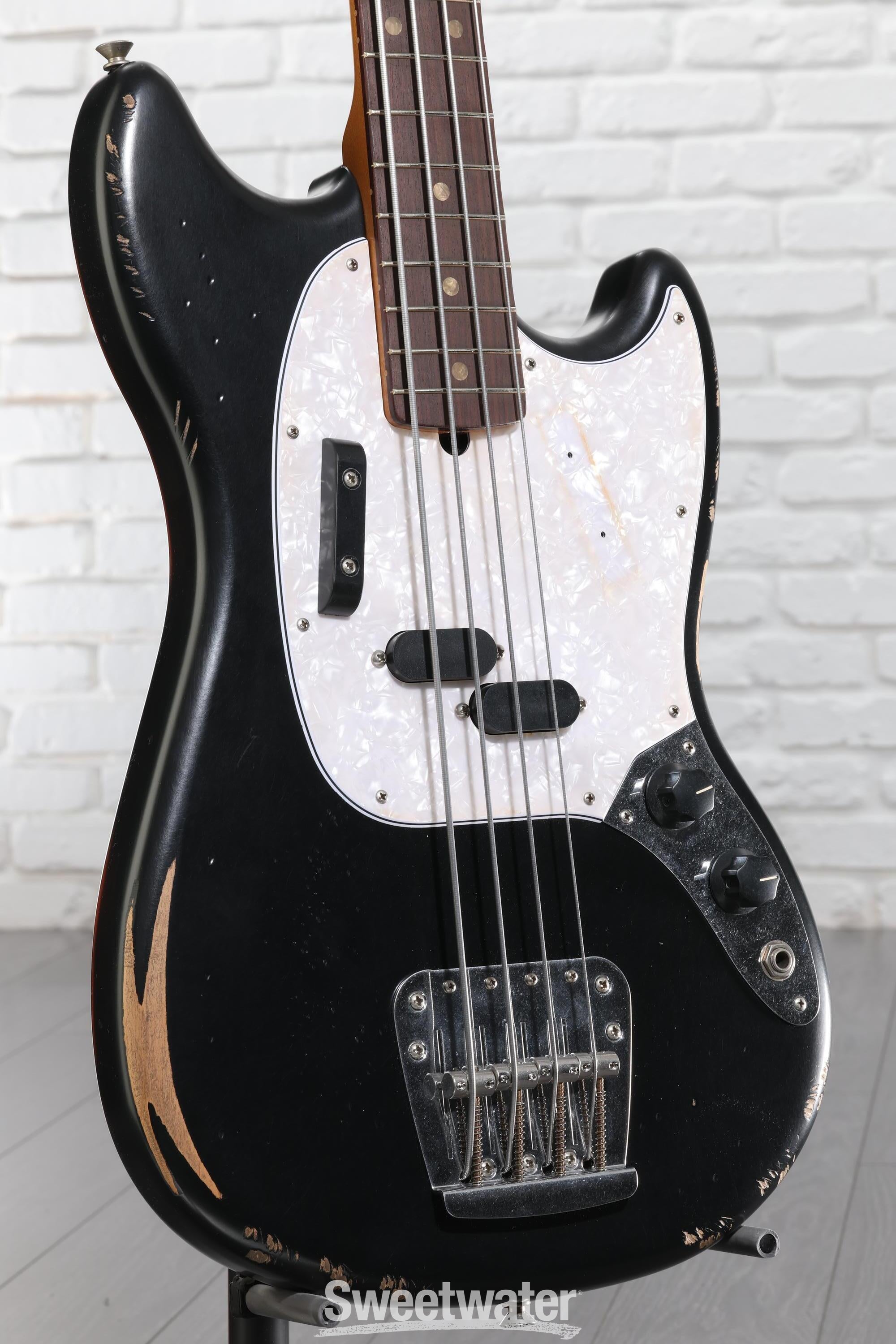 ベース Fender Road Worn JMJ Mustang bass Black Fender JMJ Road Worn Mustang Bass - Black | Sweetwater