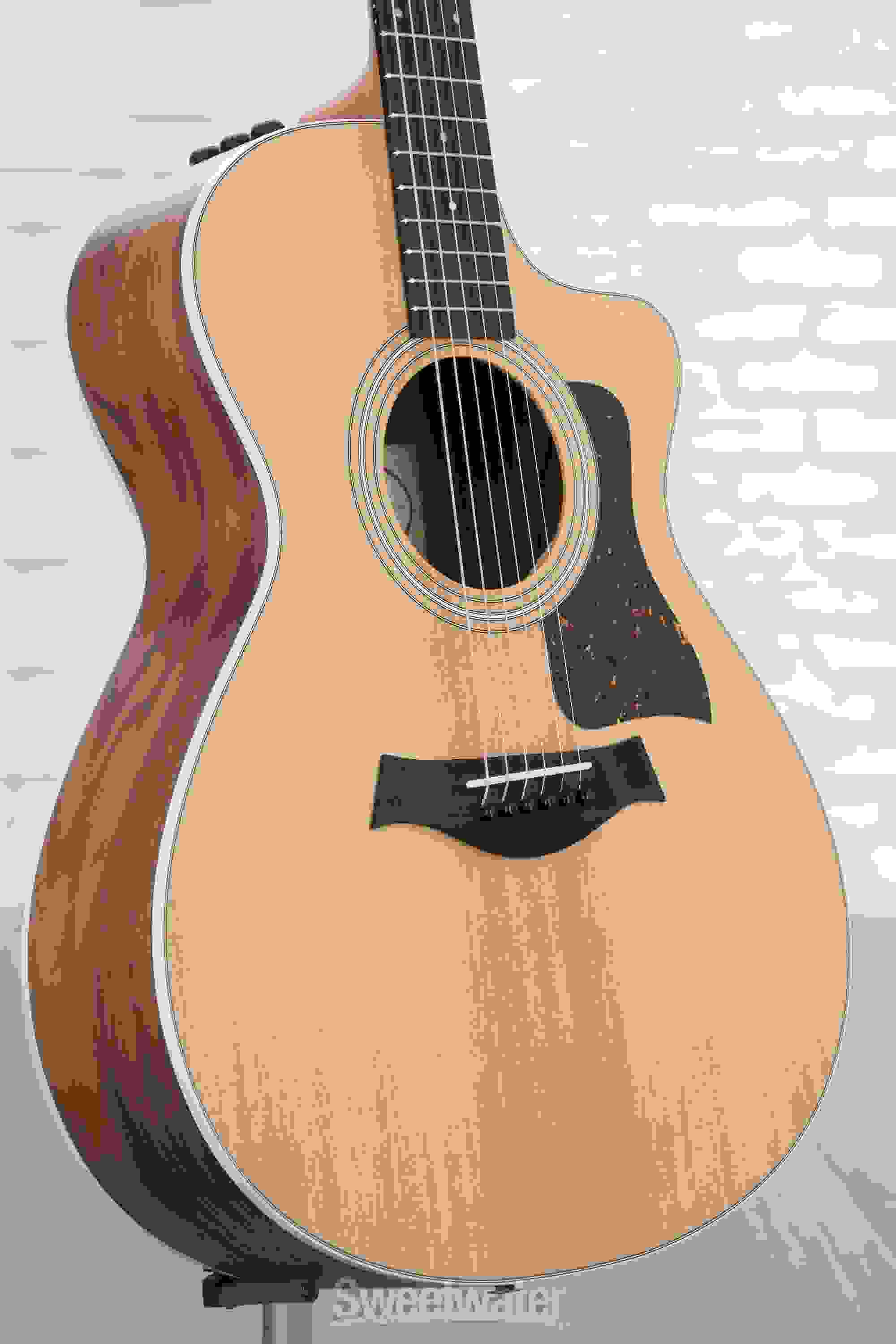 Taylor 212ce Electro-Acoustic In Natural - Music Co