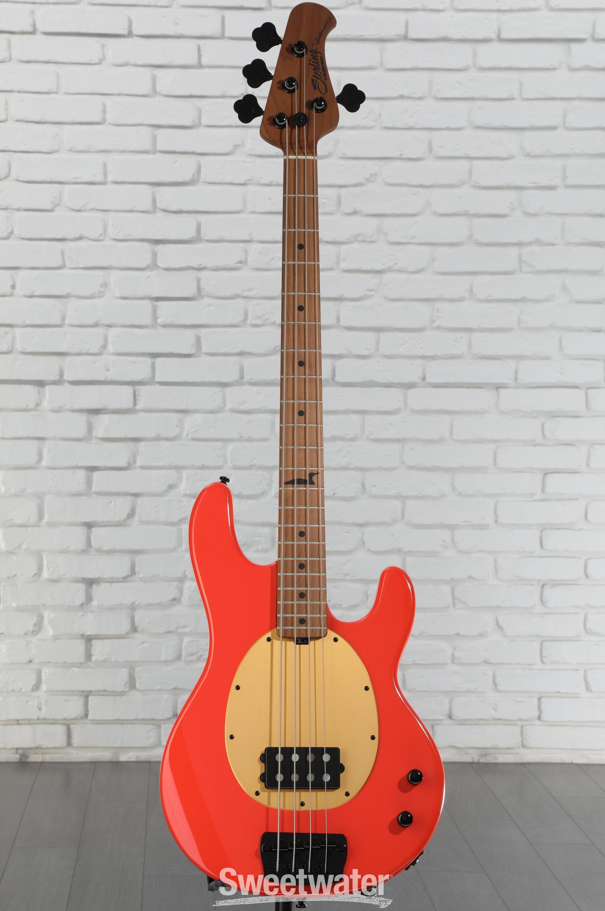 ギターマン Sterling by Music Man Pete Wentz Signature StingRay Black