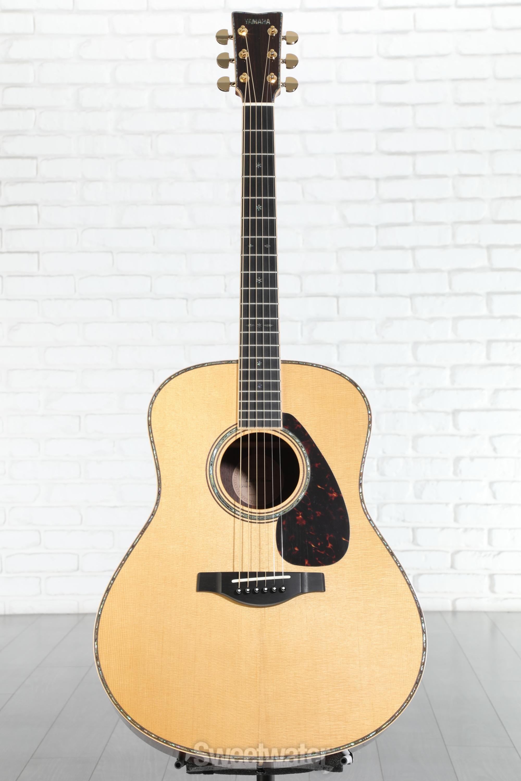 ヤマハ　LL56 custom ARE 2024年製 Yamaha LL56 Custom ARE Original Jumbo Acoustic Guitar - Natural