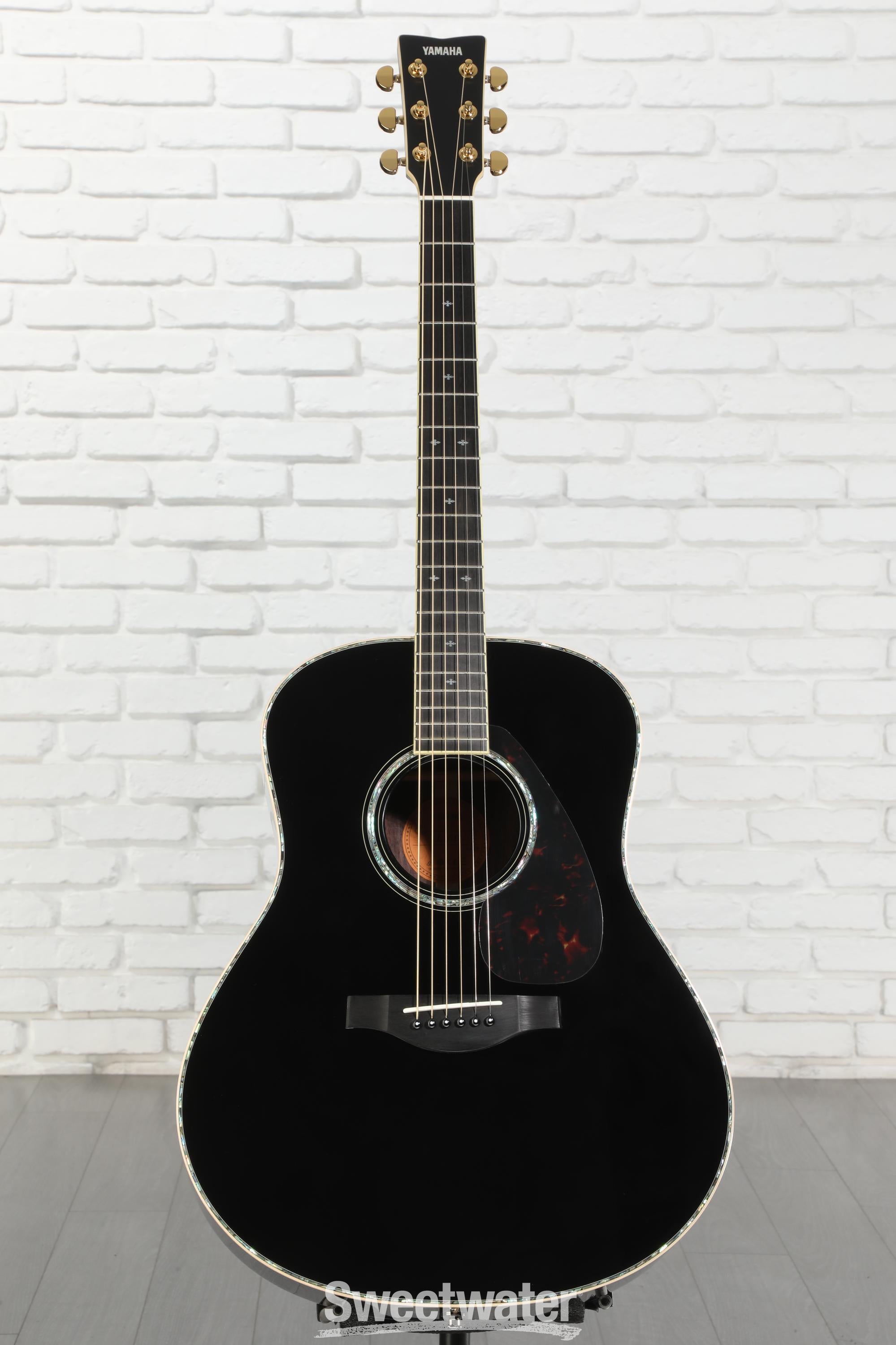 新古品　YAMAHA LL16D ARE 黒 Yamaha LL16D ARE Original Jumbo Acoustic-electric Guitar - Black