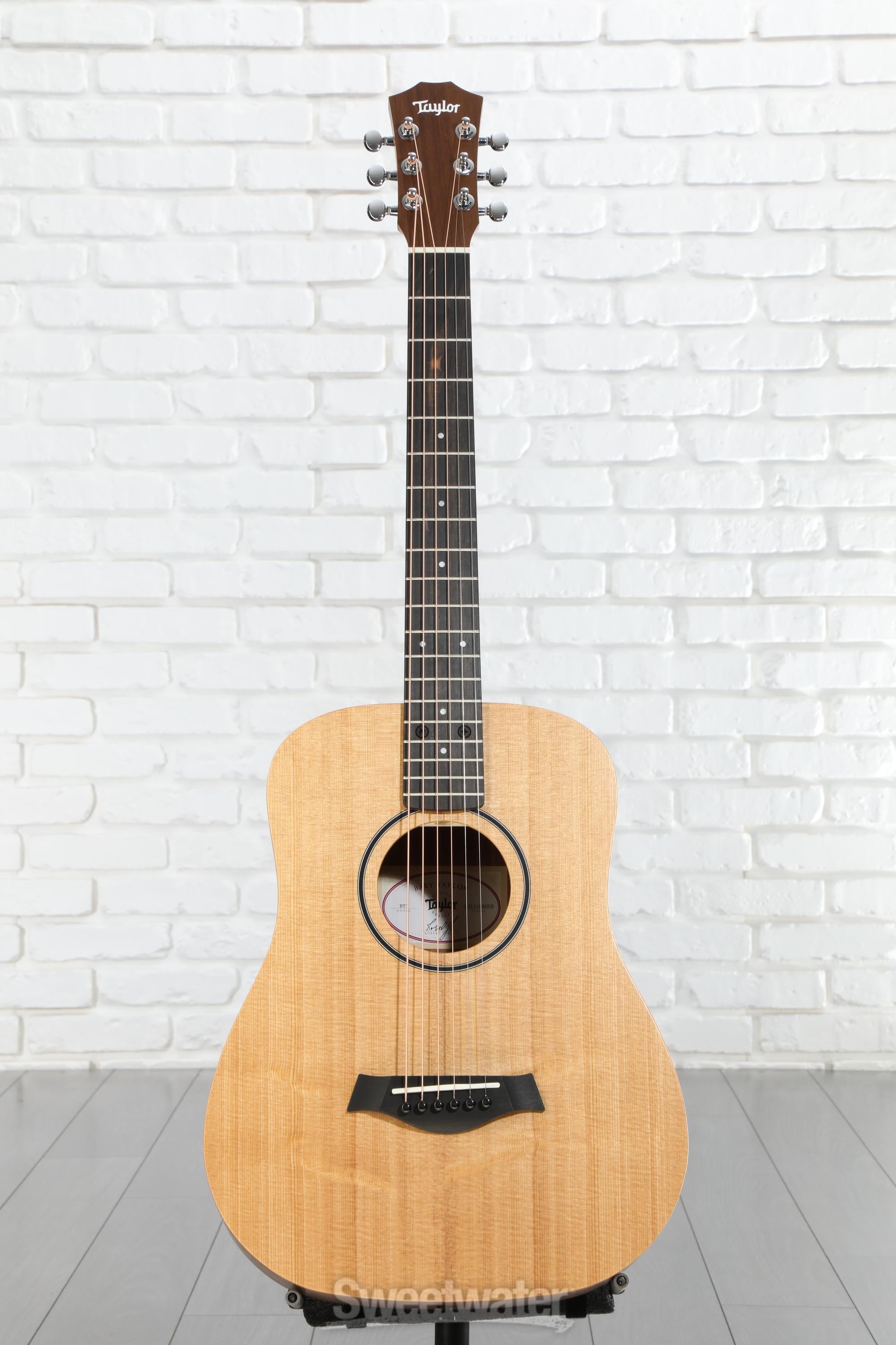 Taylor Baby Taylor BT1 Walnut Acoustic Guitar - Natural Sitka