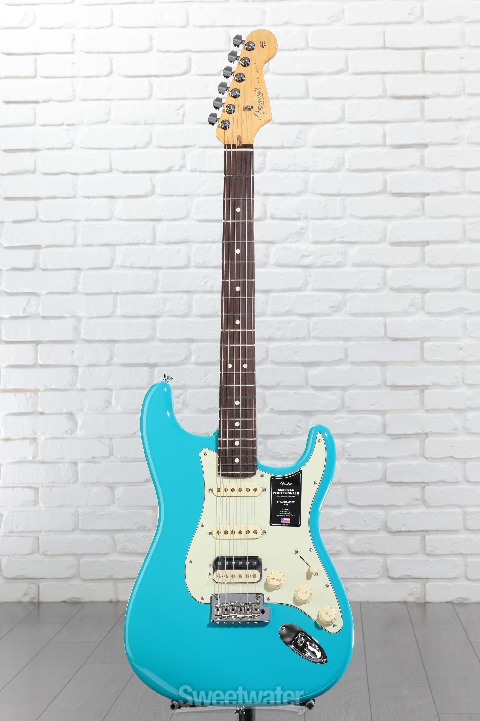 Fender American Professional II Stratocaster HSS - Miami Blue with