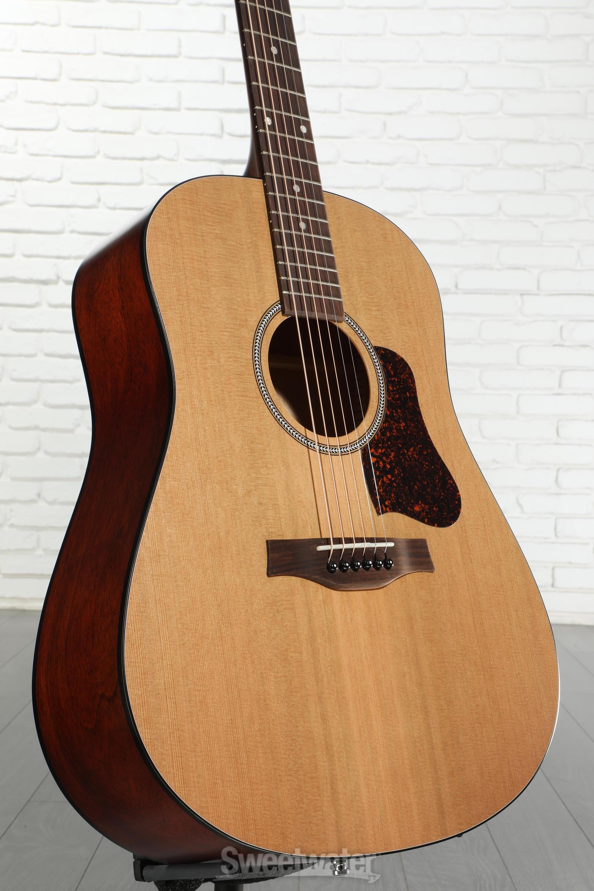 Seagull Guitars S6 Cedar Original Acoustic Guitar - Natural