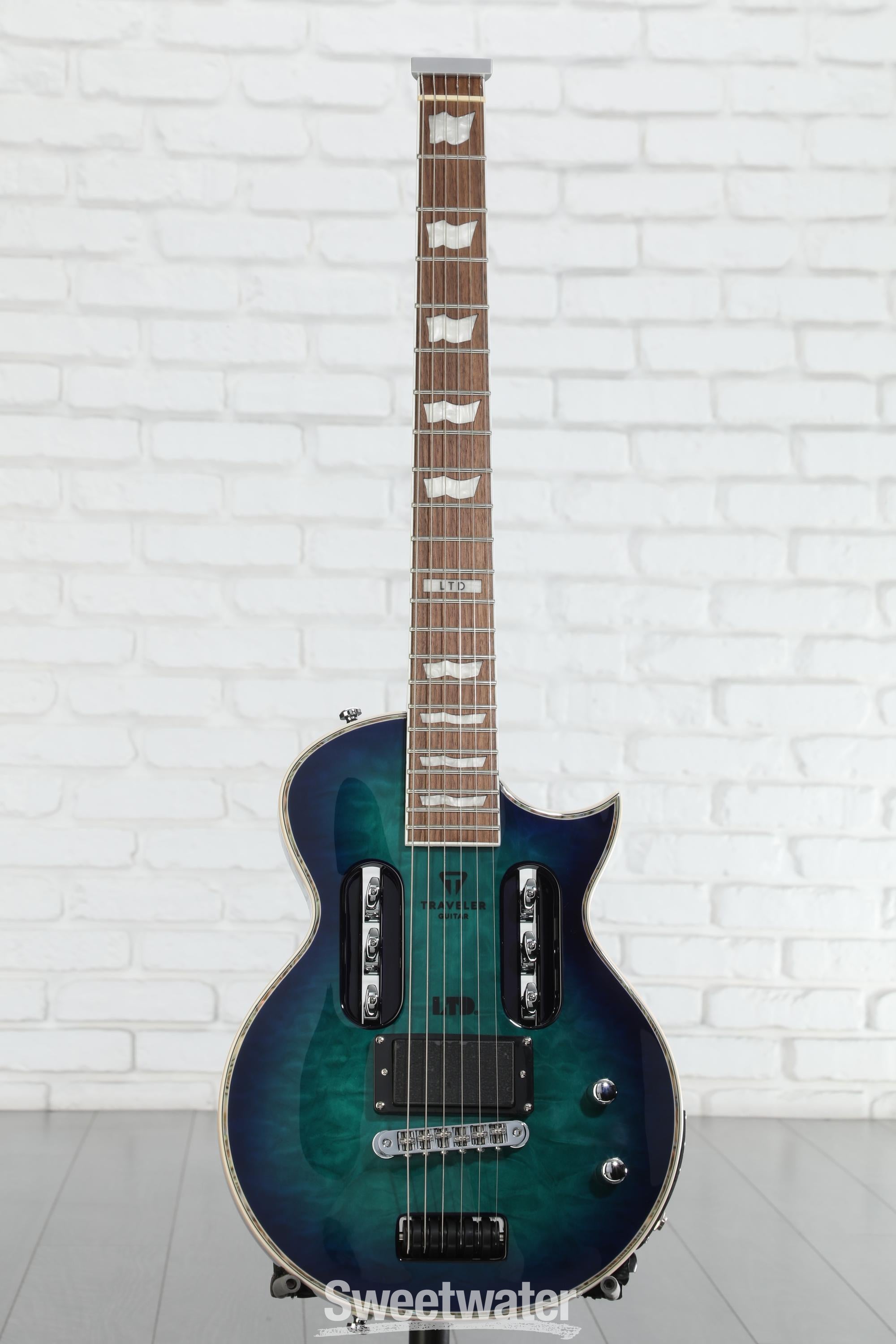 Traveler Guitar EG02500 青 Traveler Guitar EG02500 青 Traveler Guitar EG02500 青