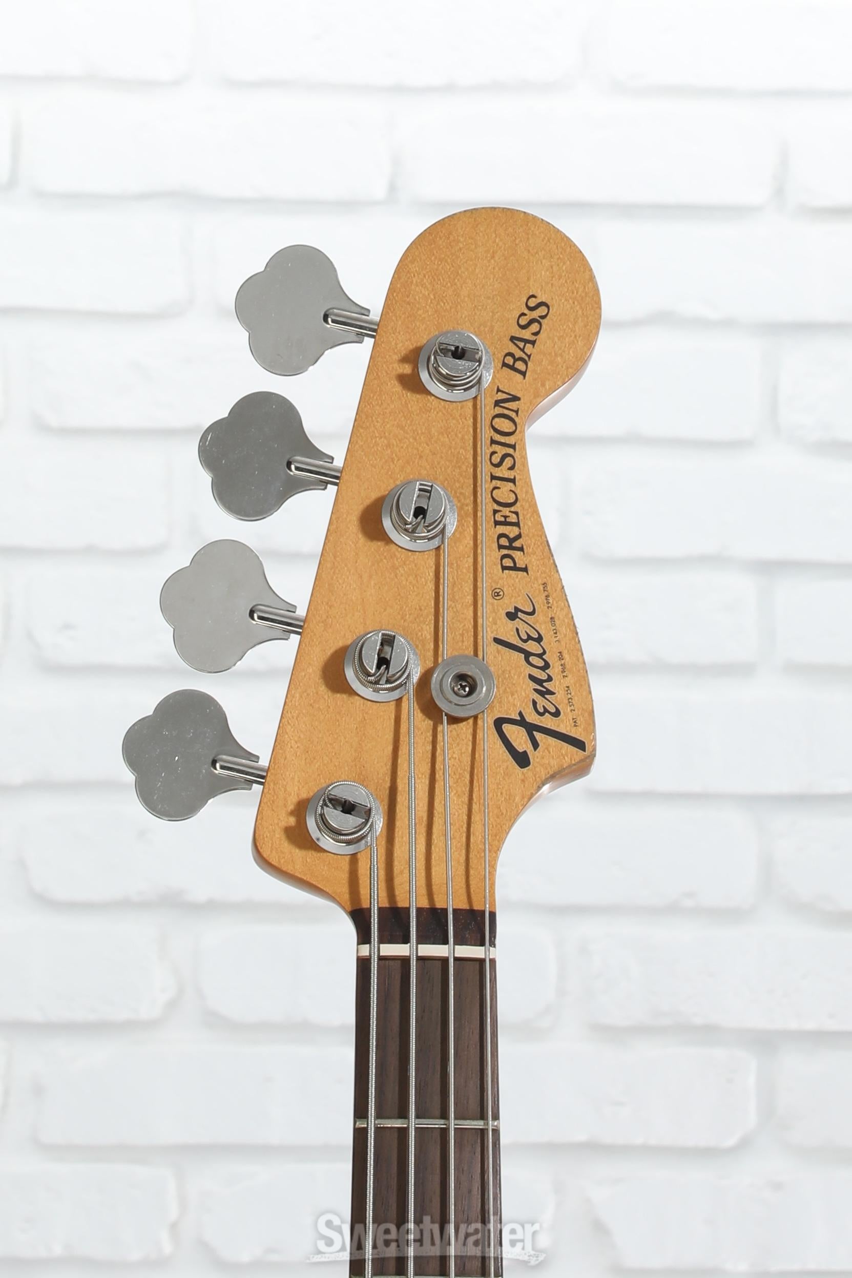 Fender Nate Mendel Precision Bass - Road Worn Candy Apple