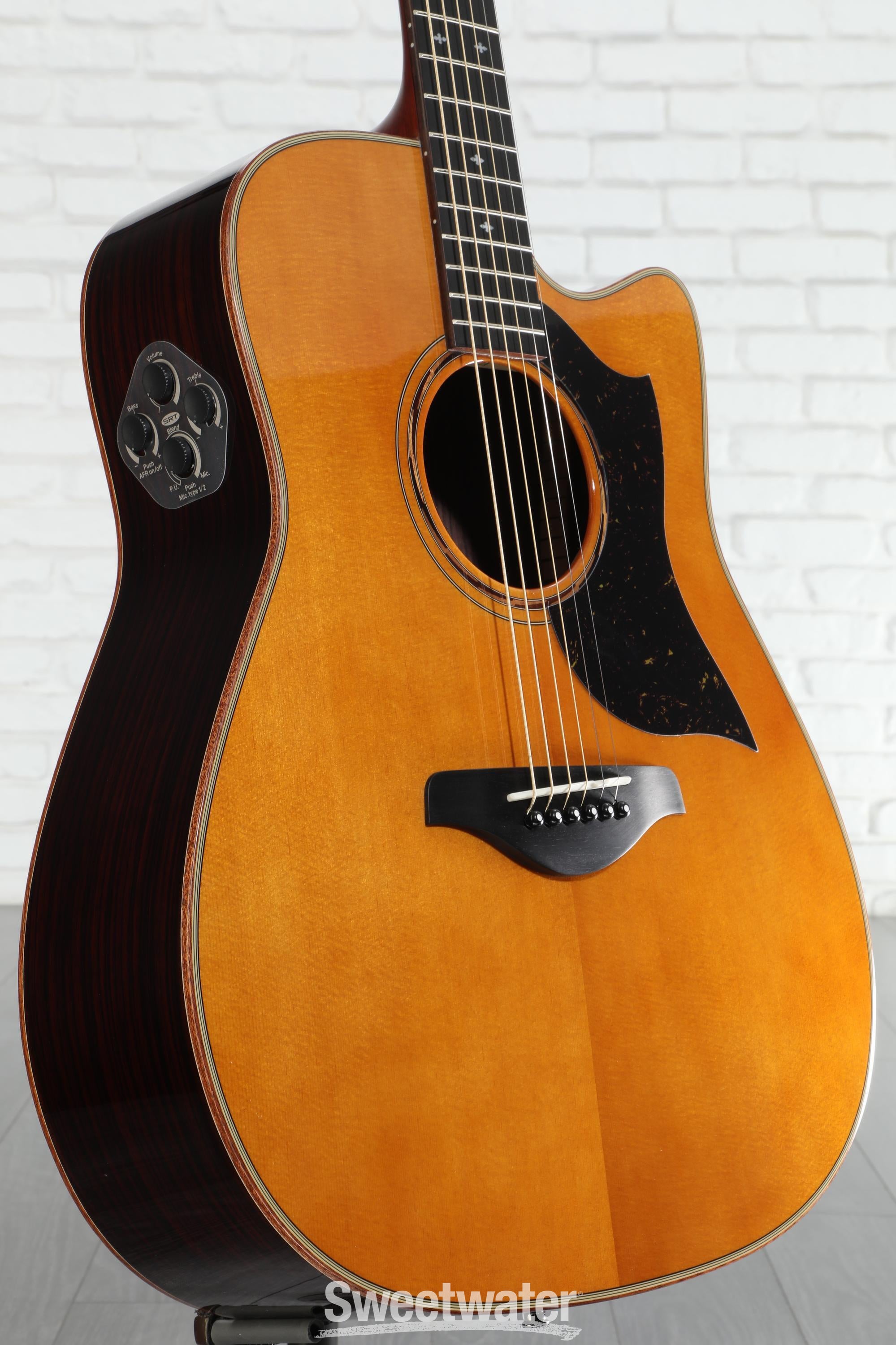 Yamaha A5R ARE Acoustic-electric Guitar - Vintage Natural