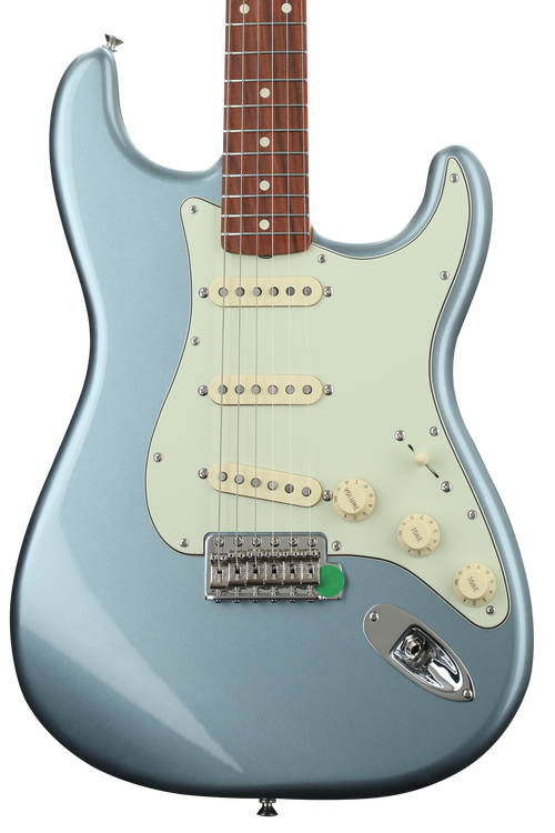 Fender Vintera '60s Stratocaster - Ice Blue Metallic | Sweetwater