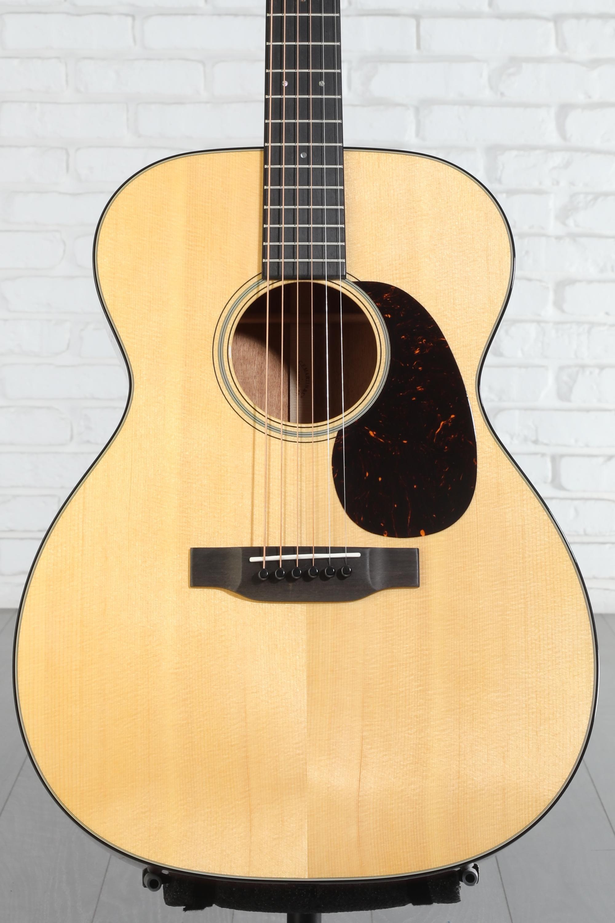Martin 000-18 Standard Series Acoustic Guitar - Natural with Aging