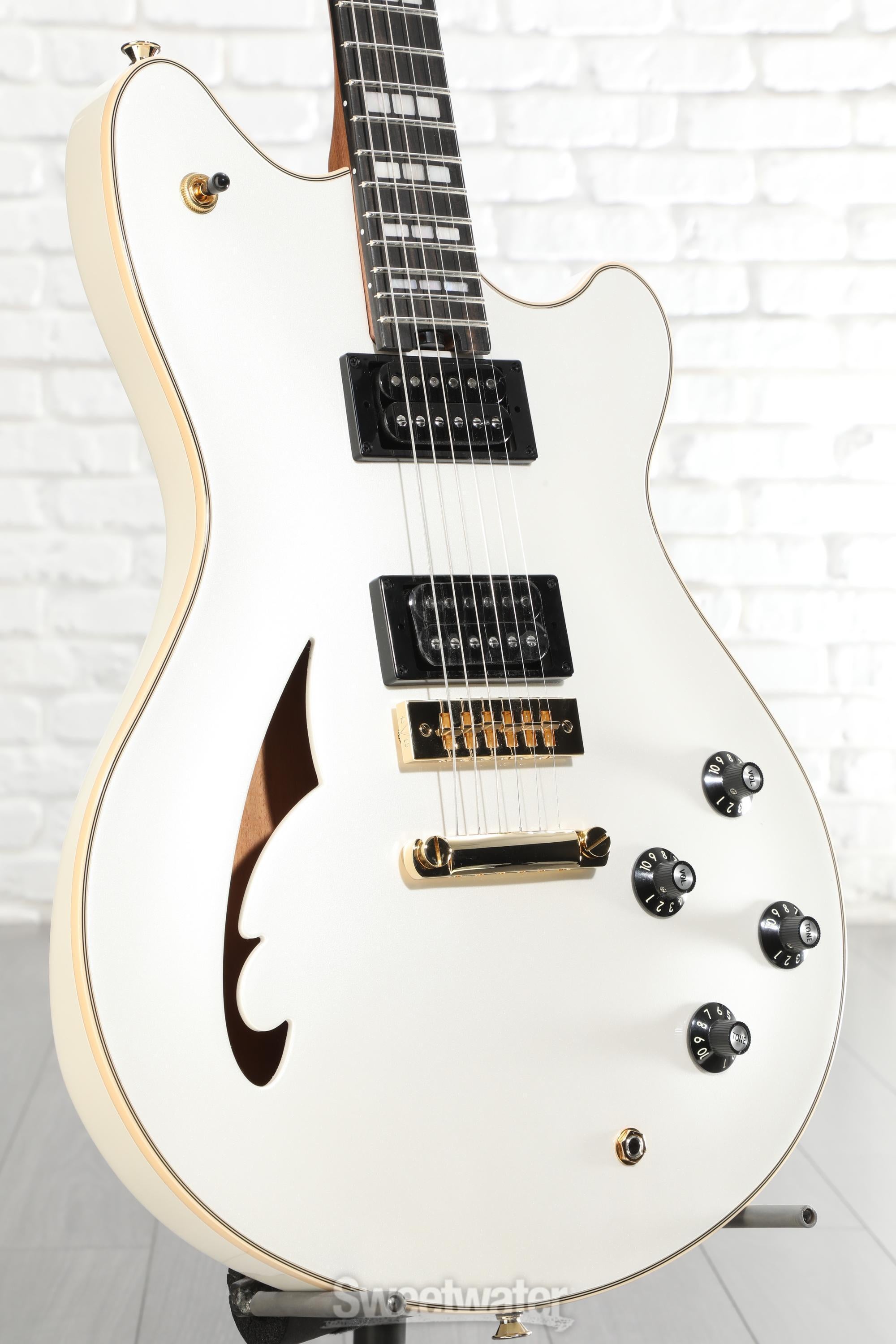 Photo of EVH SA-126 Special Electric Guitar - Platinum Pearl Metallic