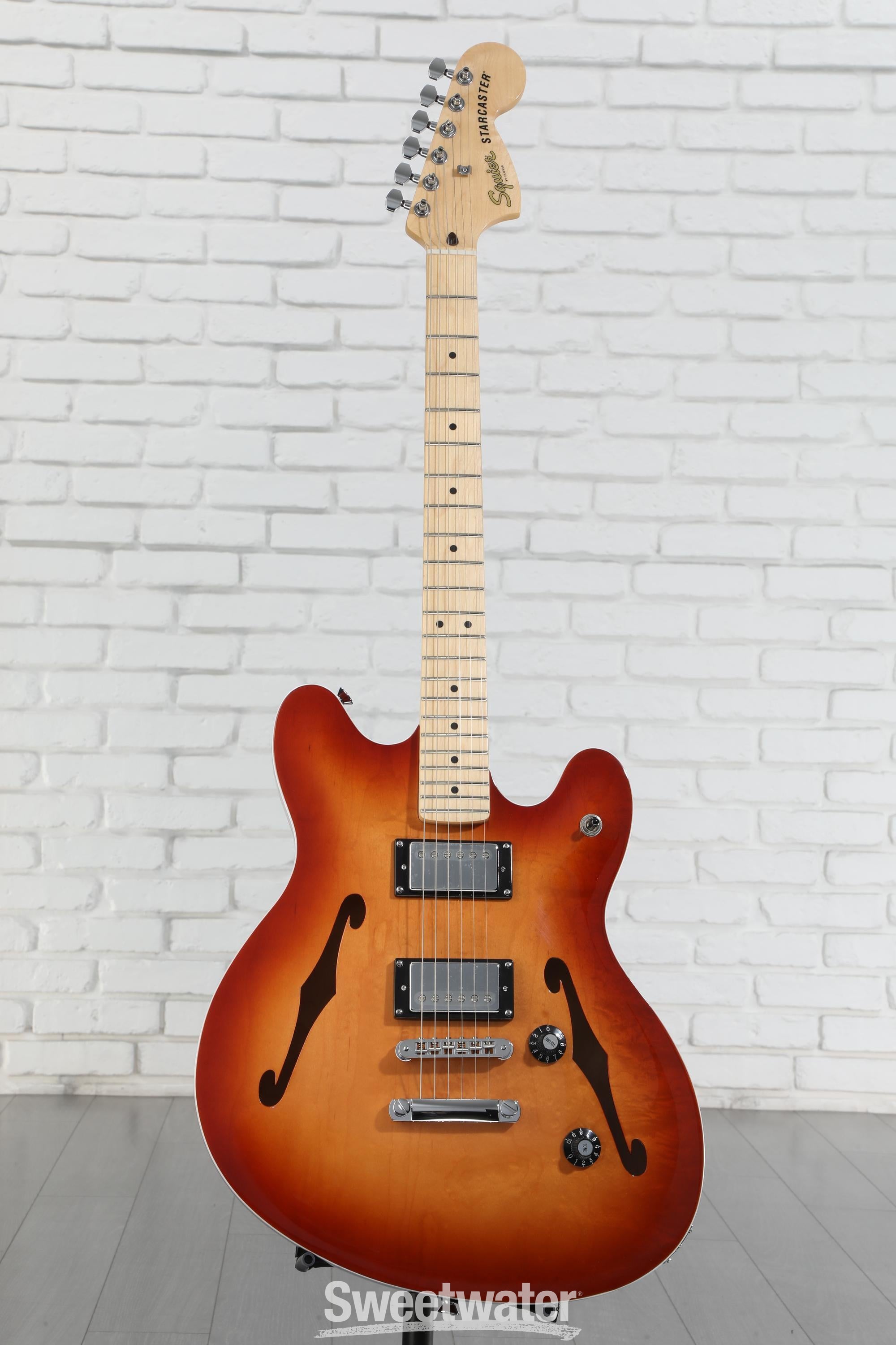 Squier Affinity Series Starcaster Deluxe Semi-hollowbody Electric