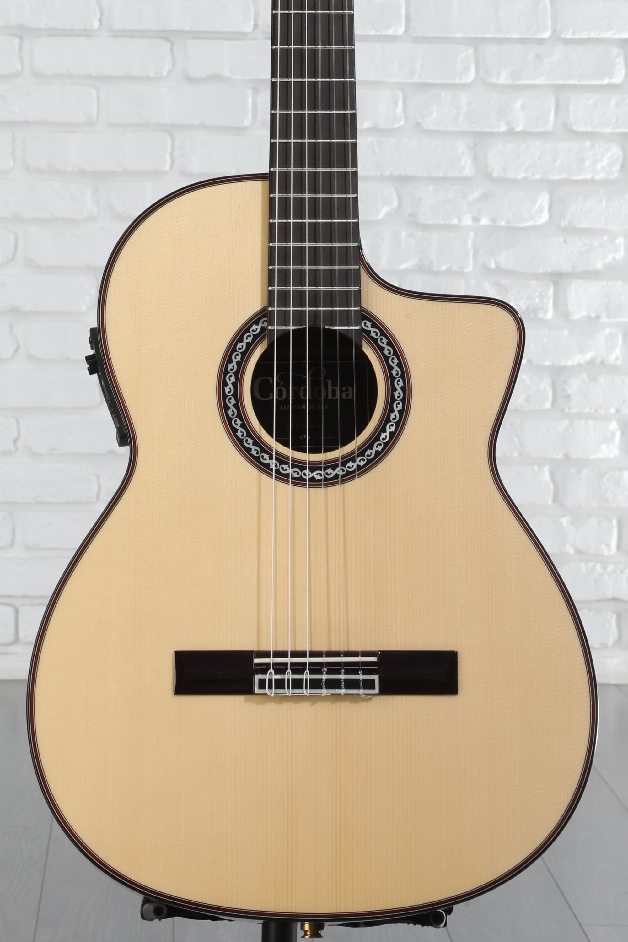 ギター Cordoba GK Pro Negra Cordoba GK Pro Negra Nylon String Acoustic-Electric Guitar
