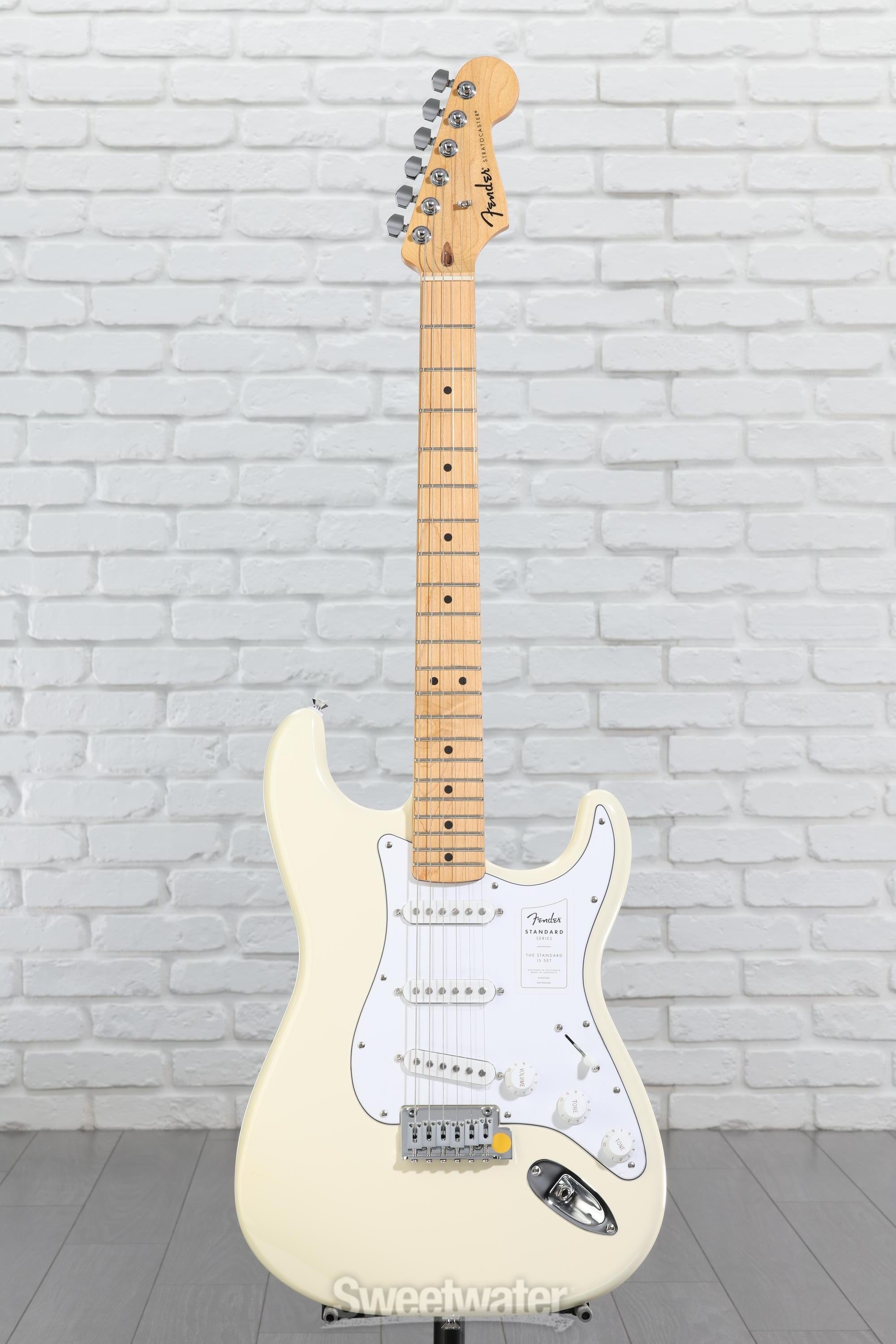 ギター Fender Standard Stratocaster UG White Amazon.com: Fender Standard Stratocaster - Olympic White