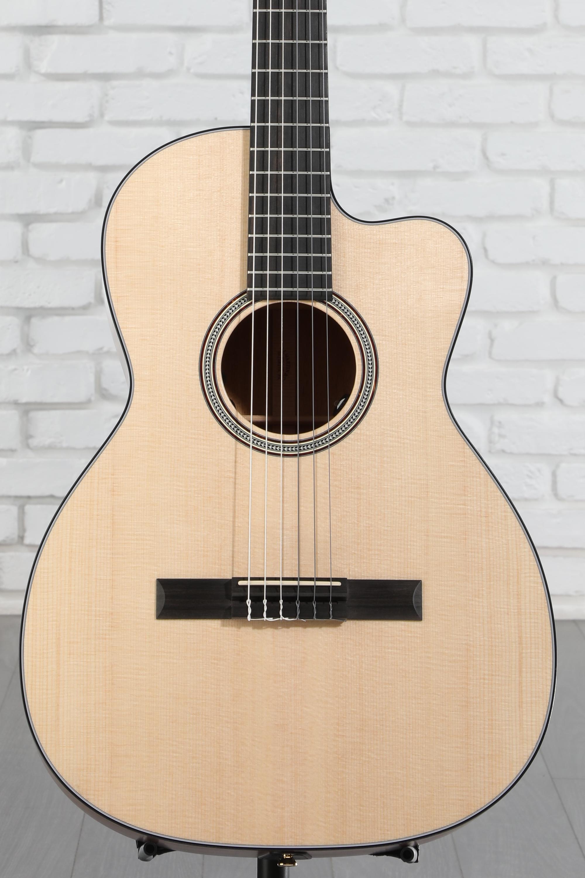 三井 Martin 000C12-16E Nylon Martin 000C12-16E Nylon | The Music Emporium