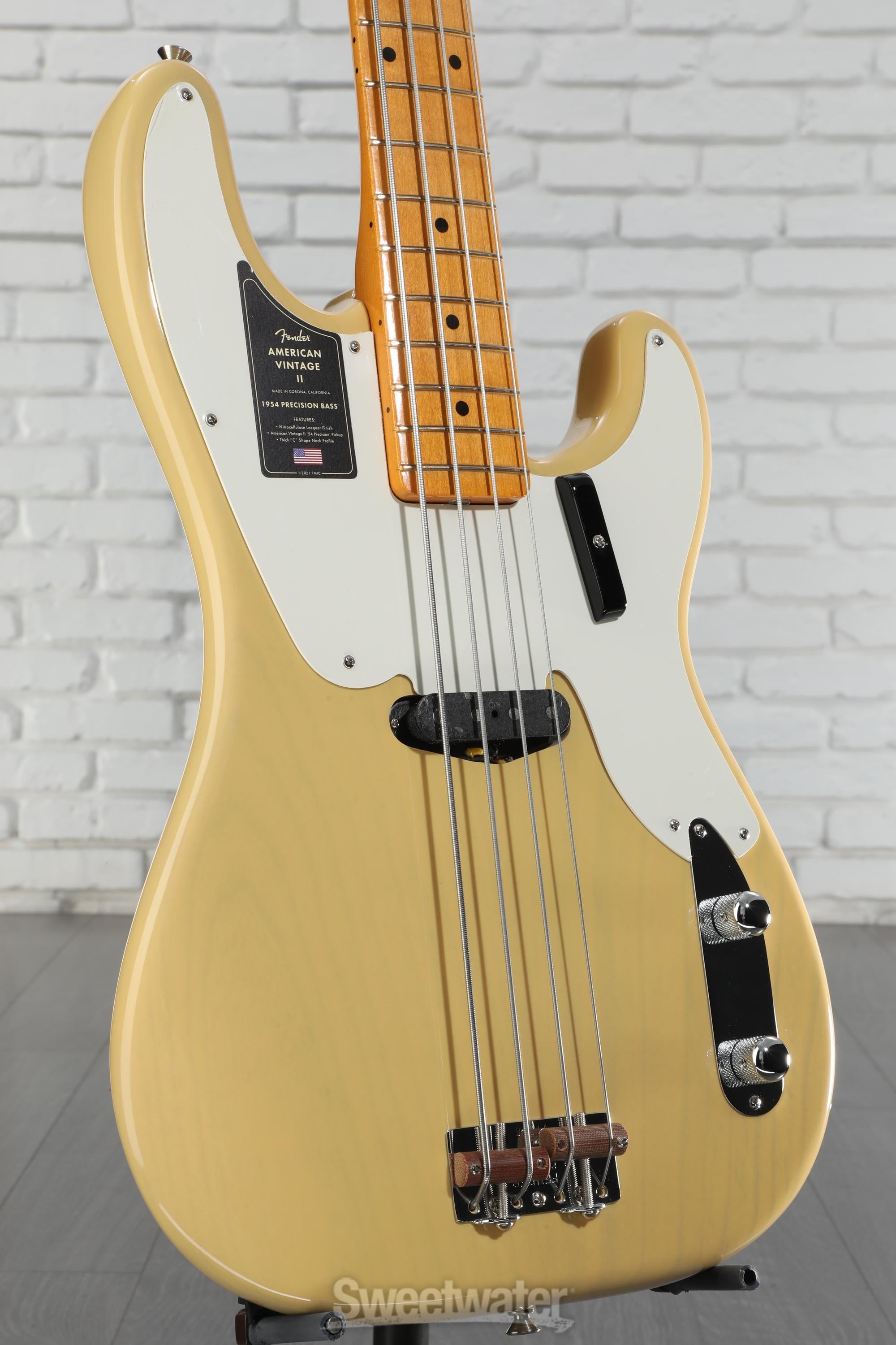 ベース Fender American Vintage II PrecisionBass Fender American Vintage II 1960 Precision Bass 3-Color