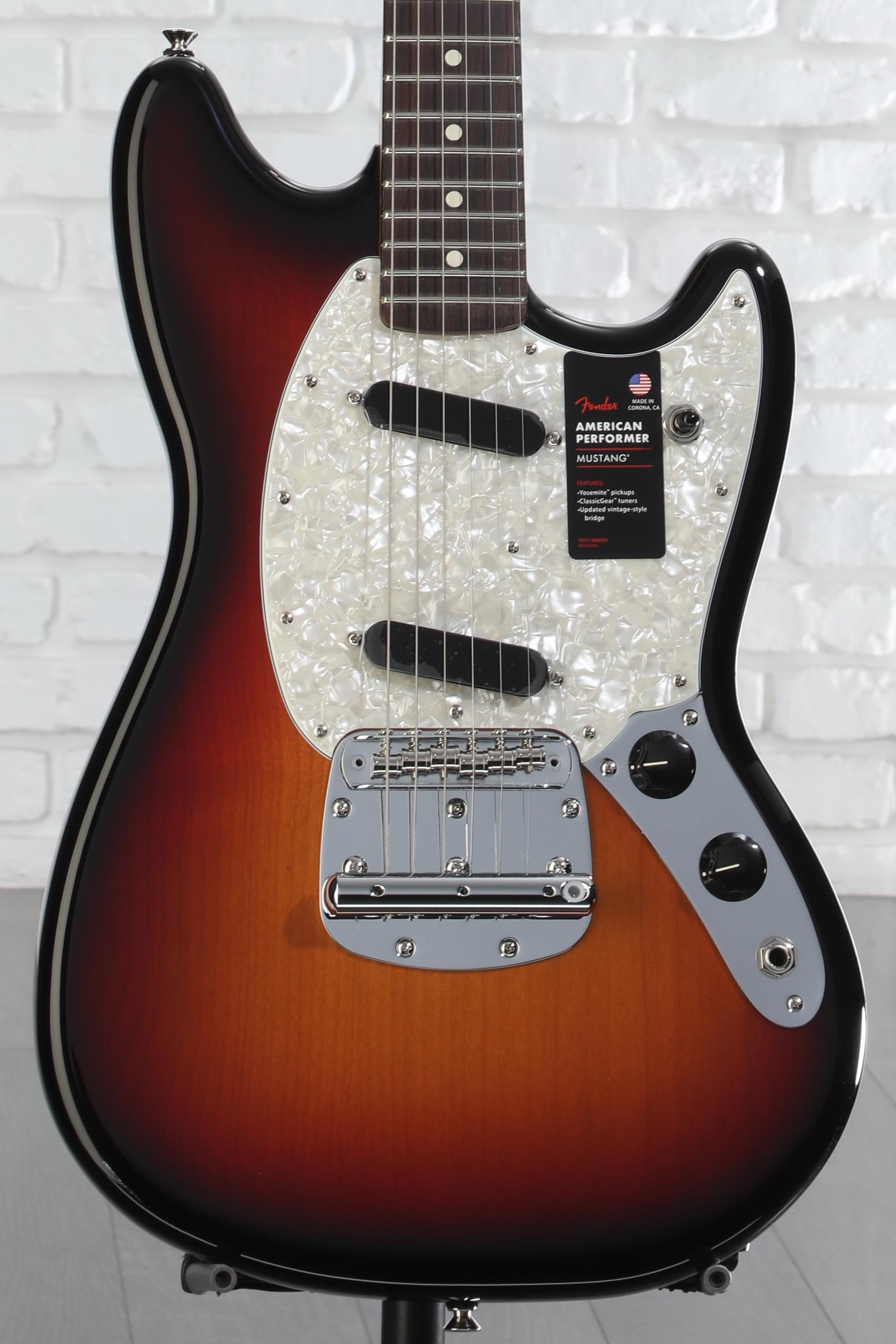 Fender USA American Special Mustang 送料無料 Fender American Special Mustang - 3-Color Sunburst | Sweetwater