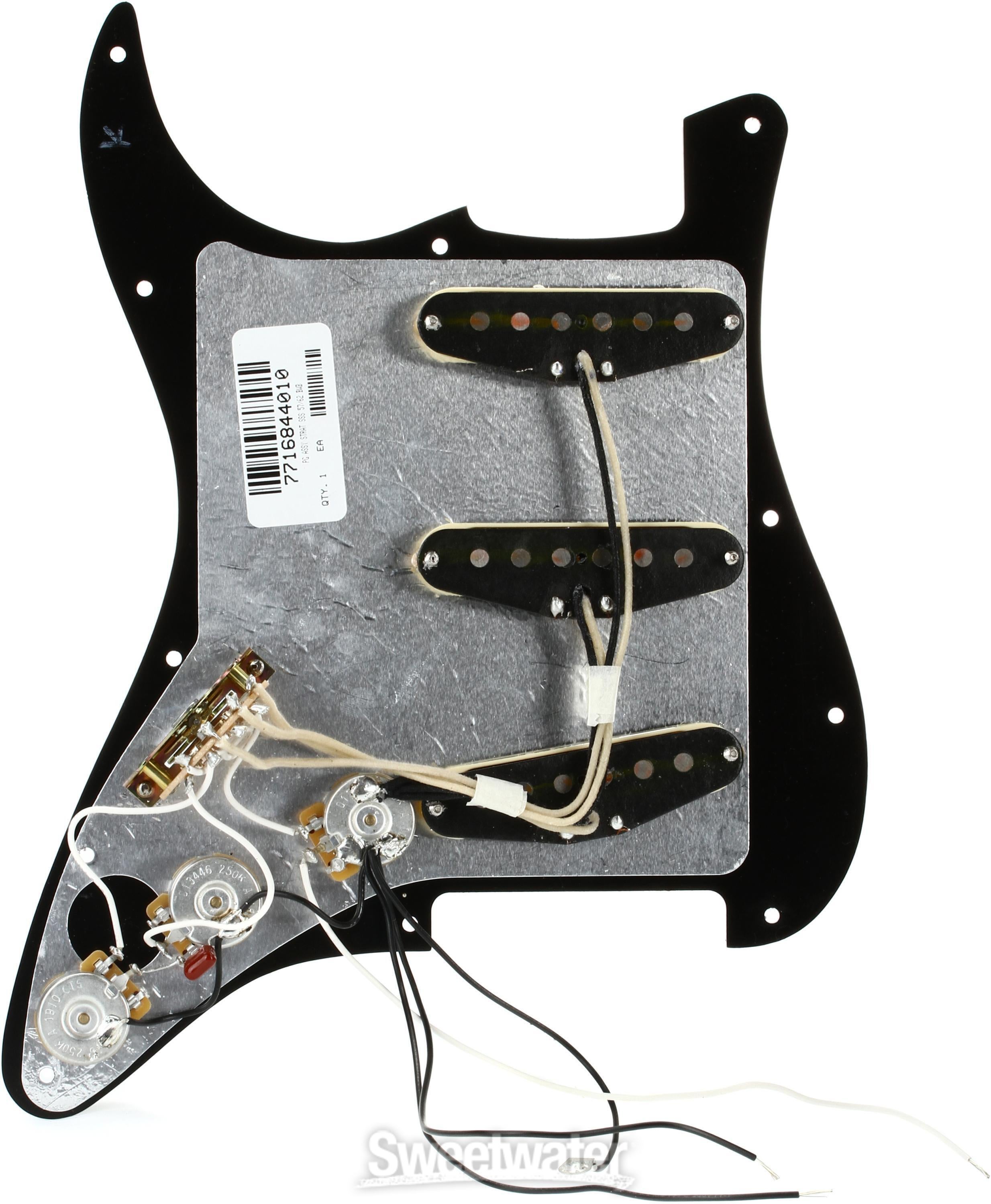 Fender Original '57 / '62 SSS Pre-wired Stratocaster Pickguard - Black 3-ply