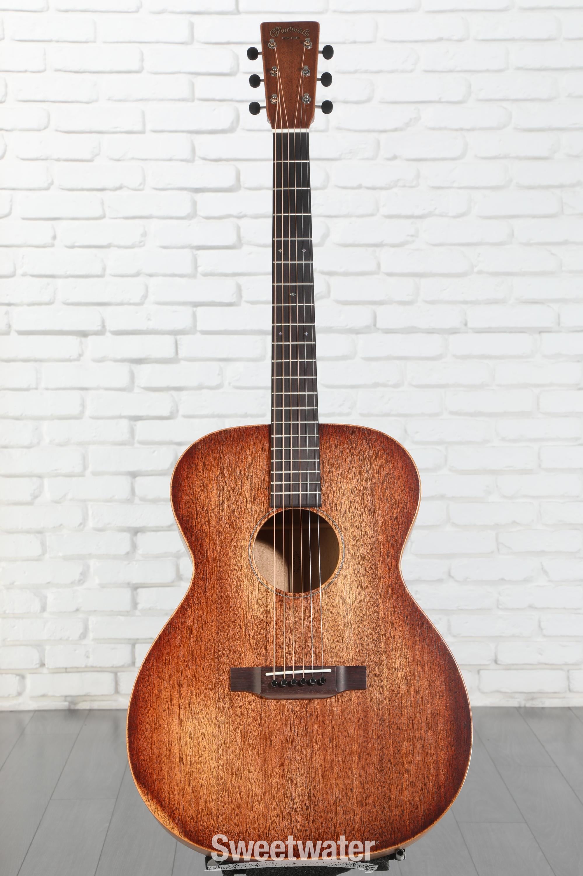 Martin 000-15M StreetMaster Acoustic Guitar - Distressed Burst