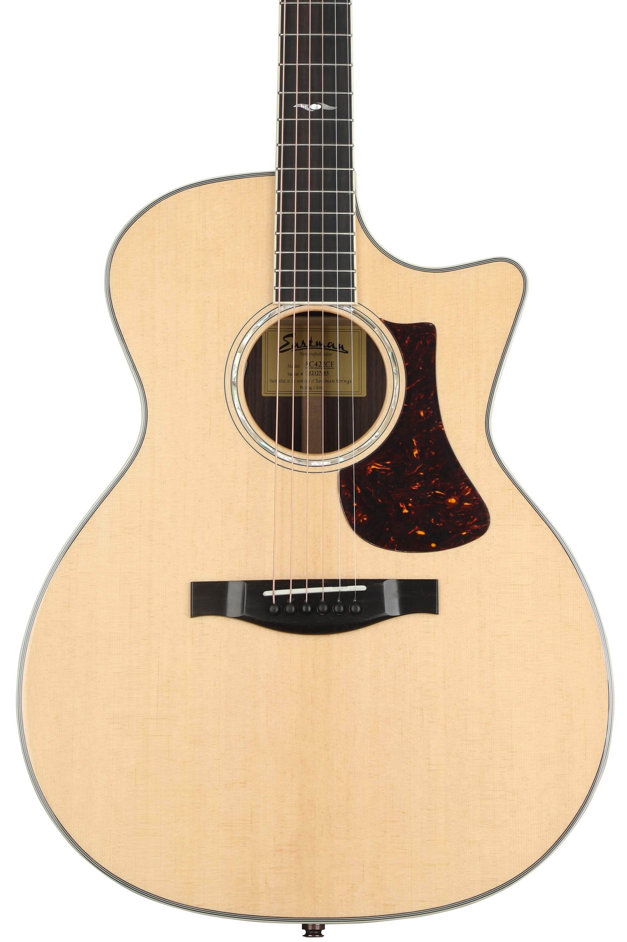 Eastman Guitars AC422CE Grand Auditorium Acoustic-electric Guitar