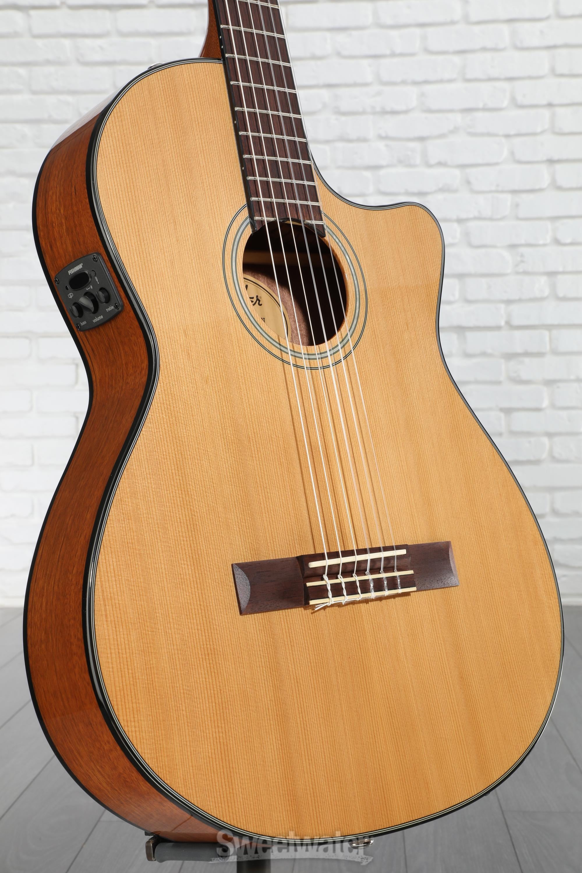 Fender CN-140SCE Natural ナイロン　エレガット Amazon | Fender エレキアコースティックギター CN-140SCE