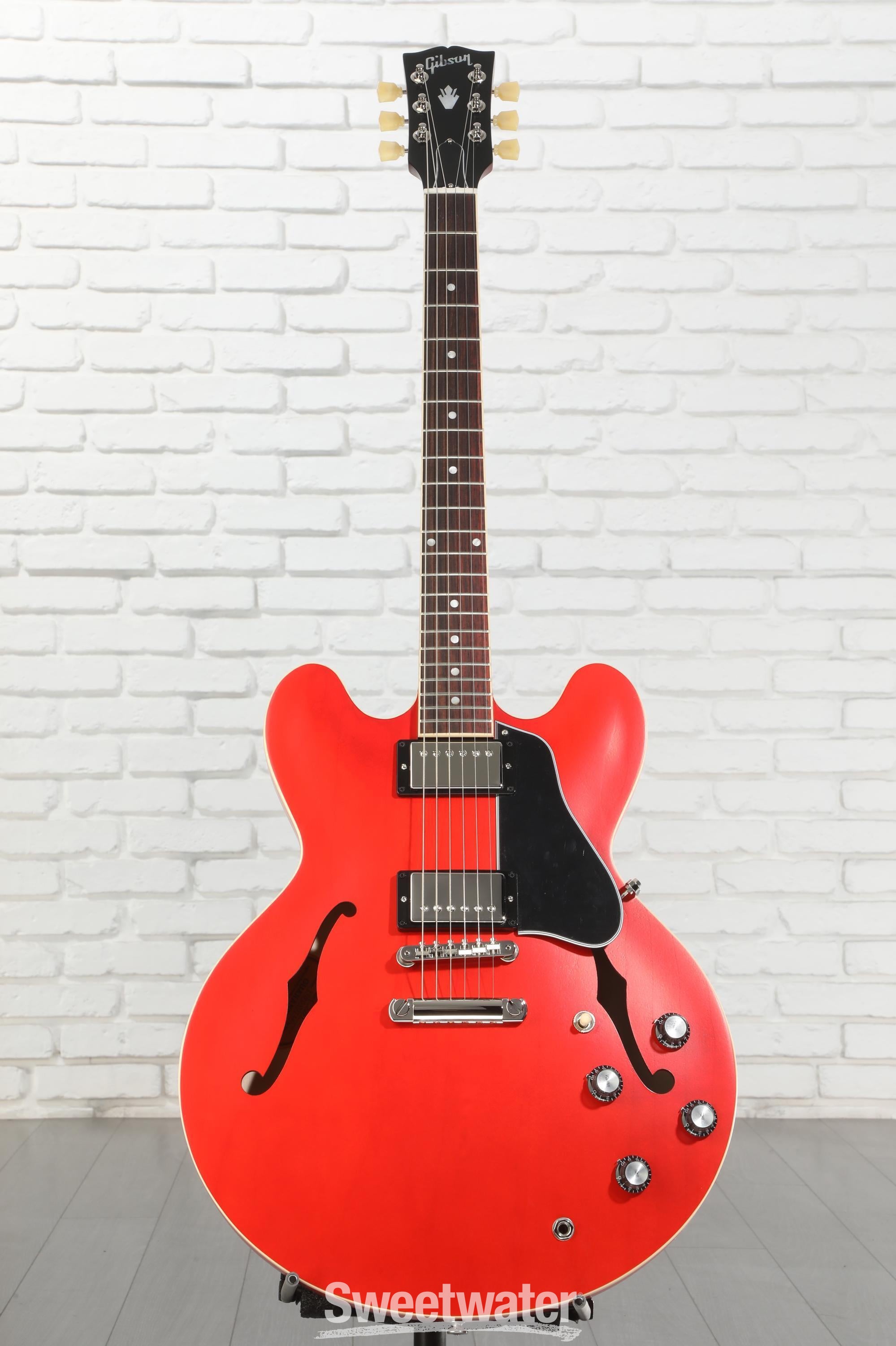 Gibson ES-335 Satin - Satin Cherry | Sweetwater