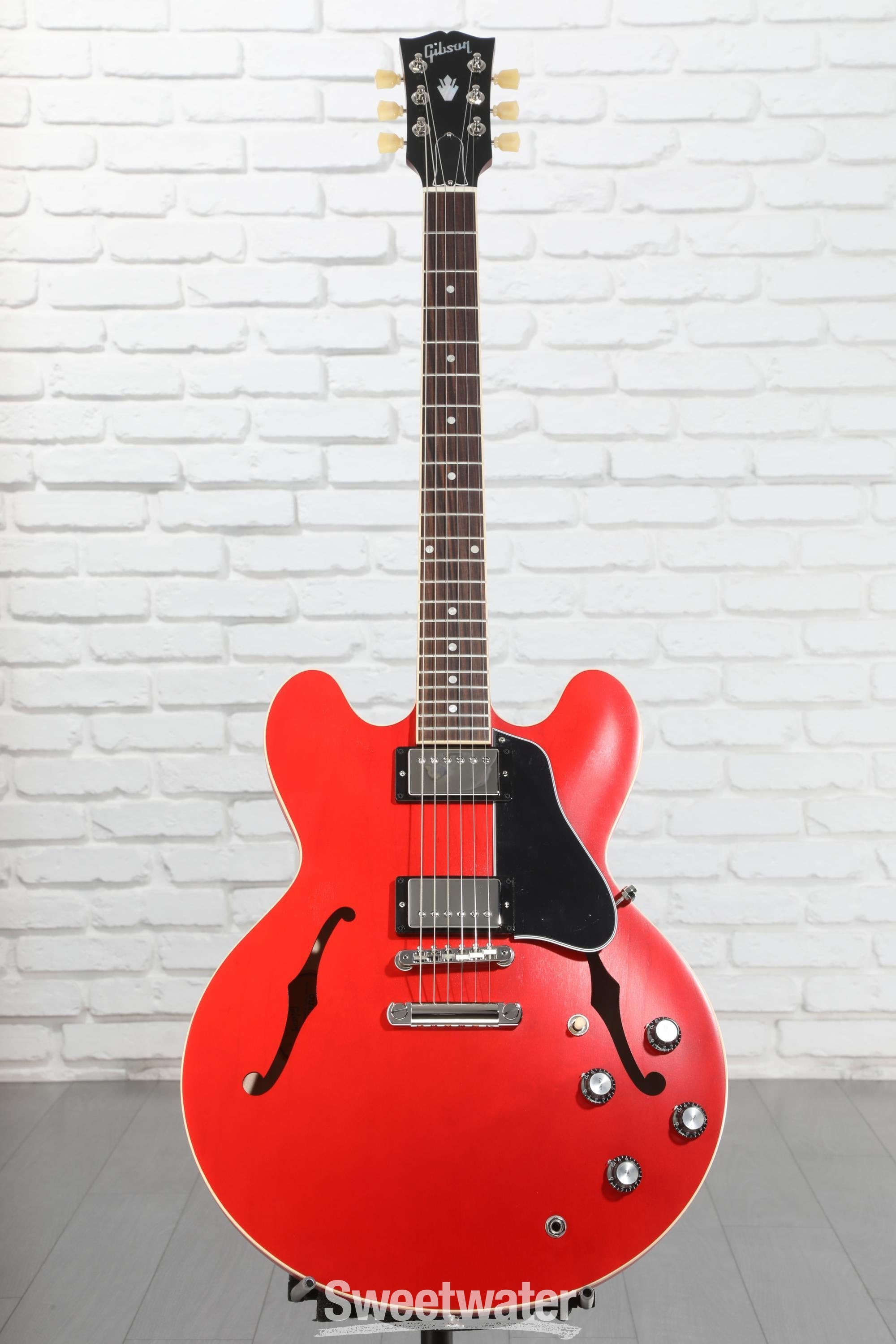 ギター GIBSON ES-335 SATIN Gibson ES-335 Satin - Satin Cherry | Sweetwater