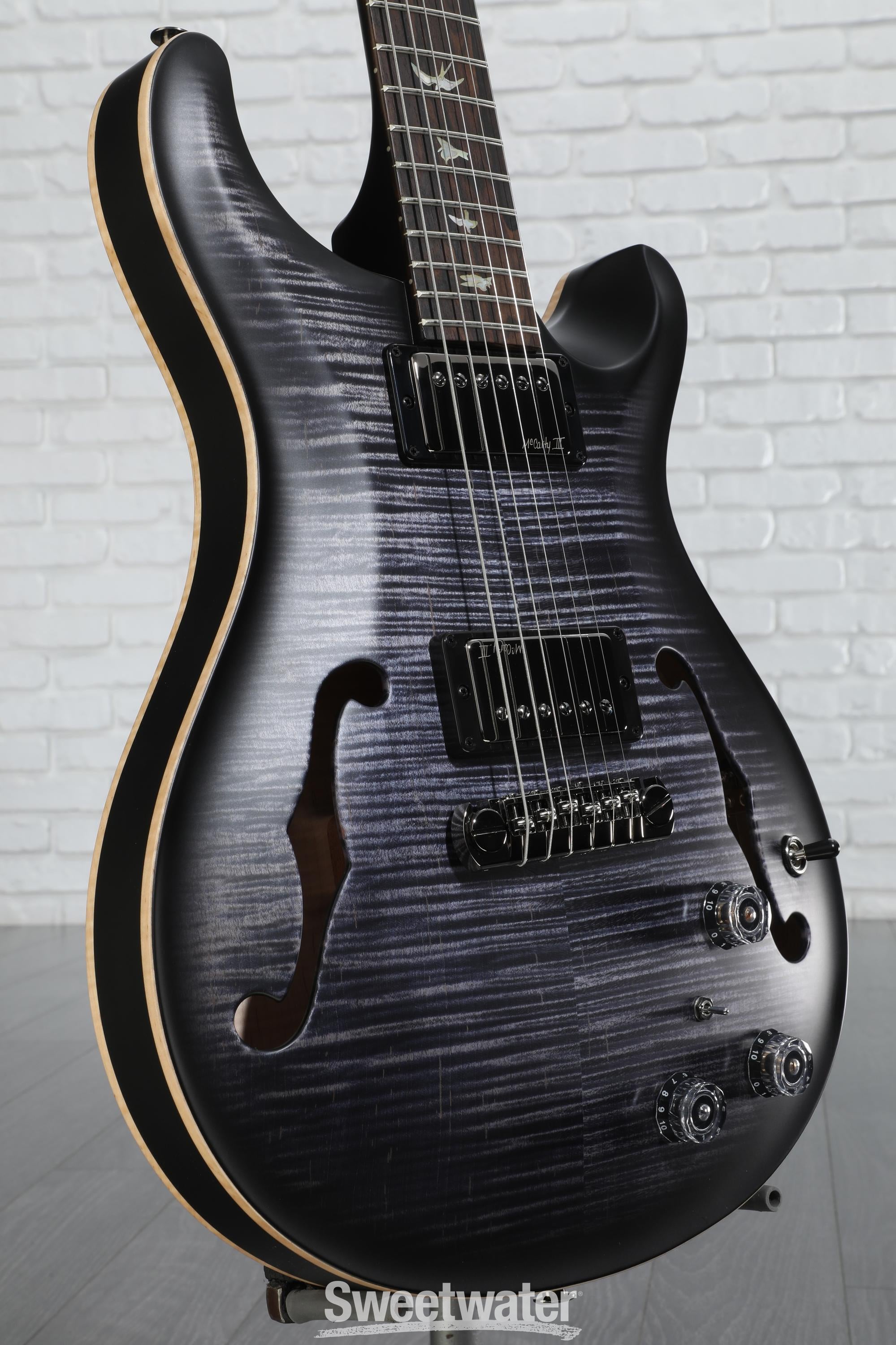 Electric Guitars - Sweetwater