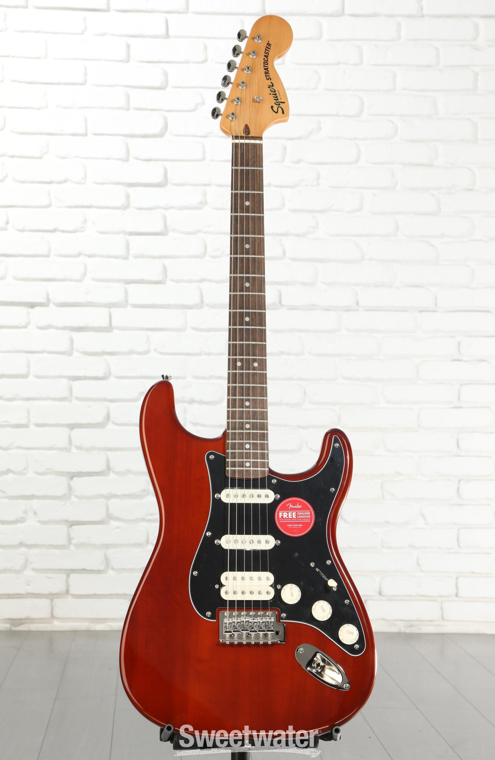 Squier Classic Vibe '70s Stratocaster HSS - Walnut with Indian