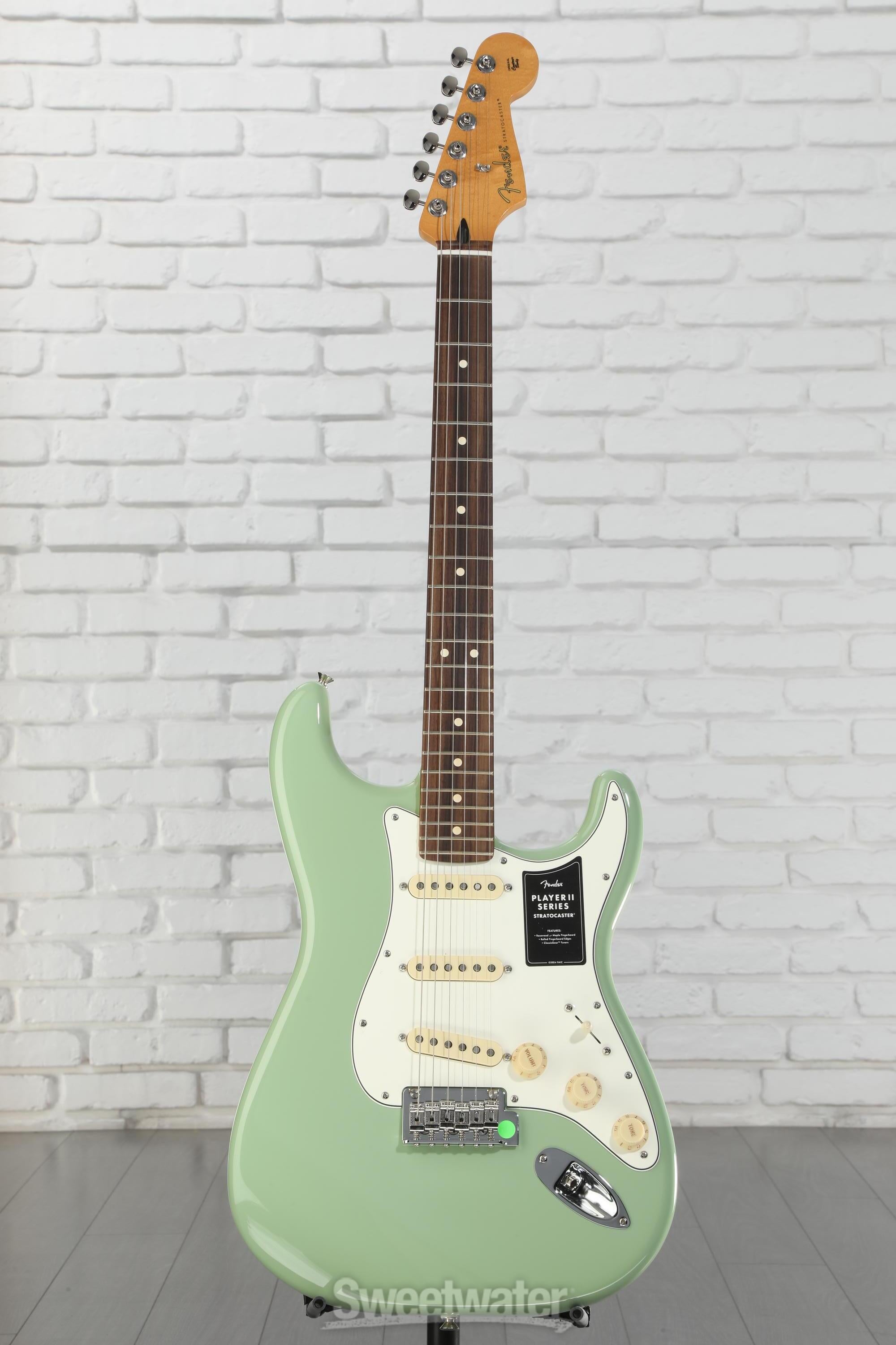 ギター Fender PlayerII Stratocaster Birch Green Fender Player II Stratocaster Electric Guitar - Birch Green with