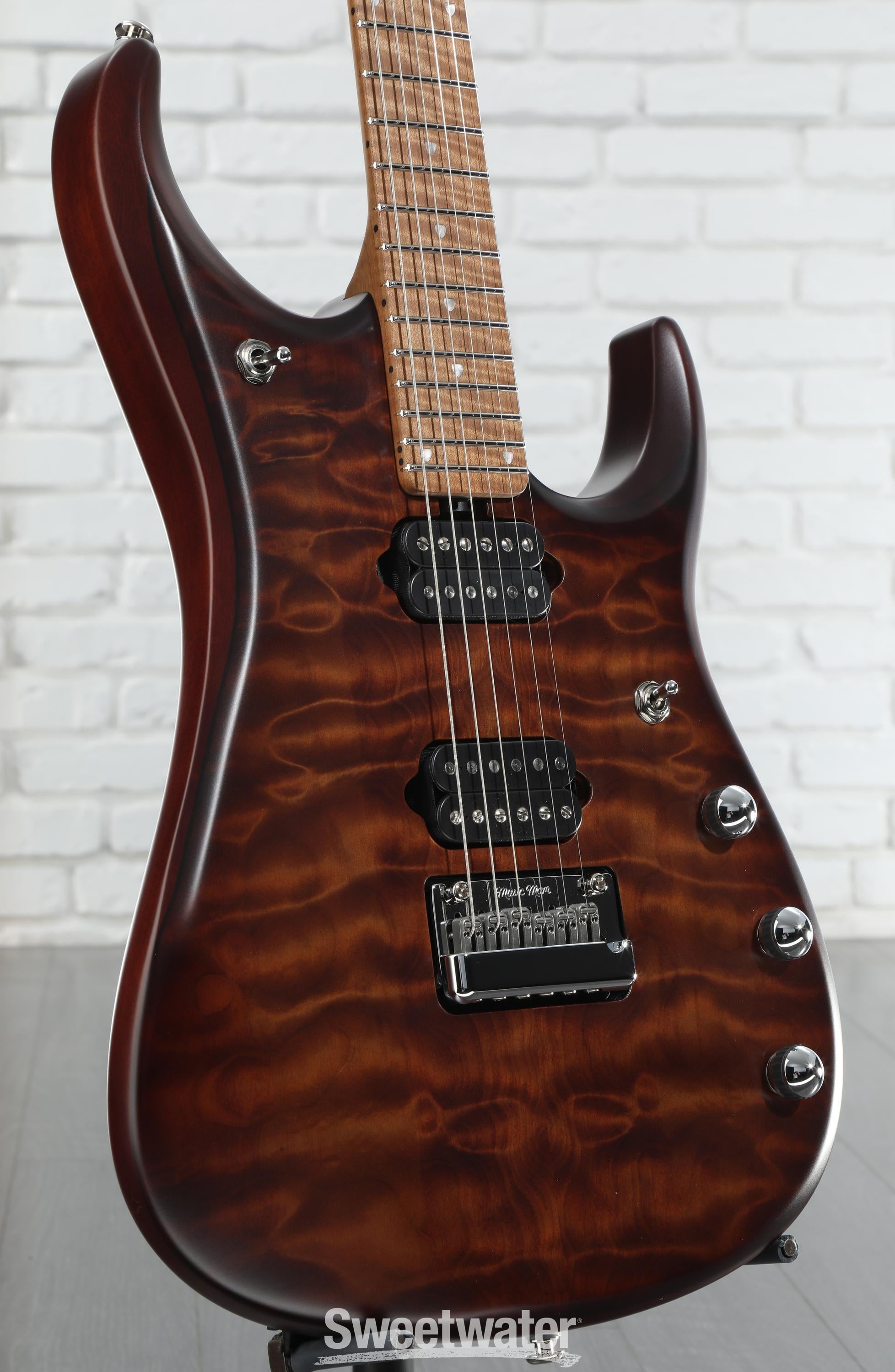 ギター MusicMan JP15 Blue Berry Burst 85/300 Ernie Ball Music Man JP15 Quilt Maple Top, Signed by John