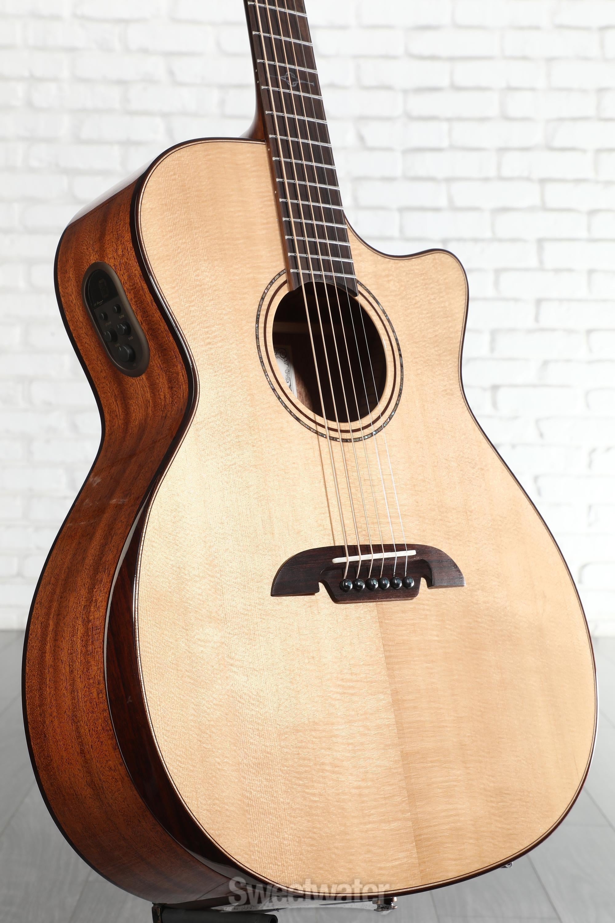 Photo of Alvarez AG60CE Artist Series Acoustic-electric Guitar - Natural