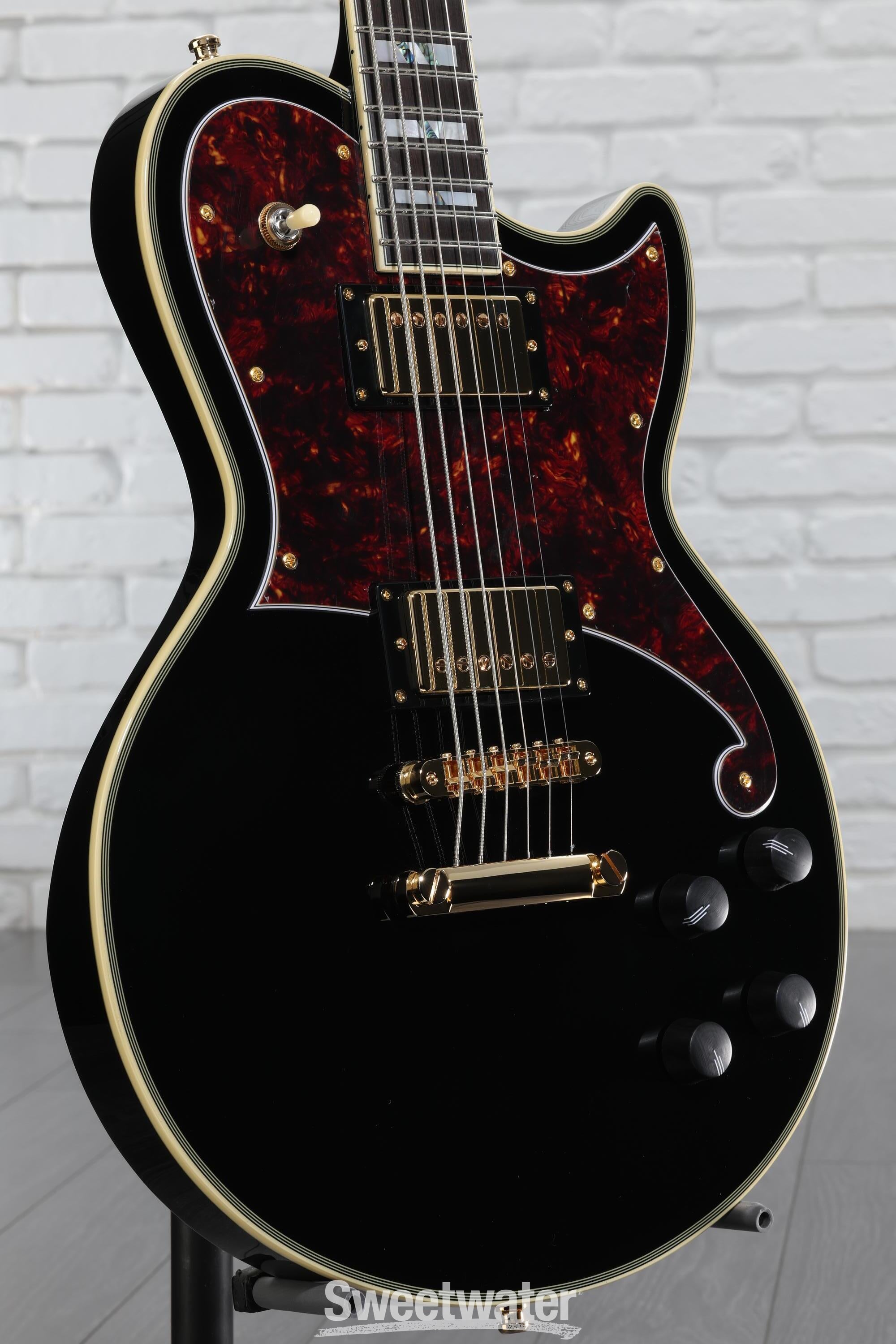 ゆうたろう　D'Angelico Deluxe Atlantic Deluxe Atlantic - D'Angelico Guitars