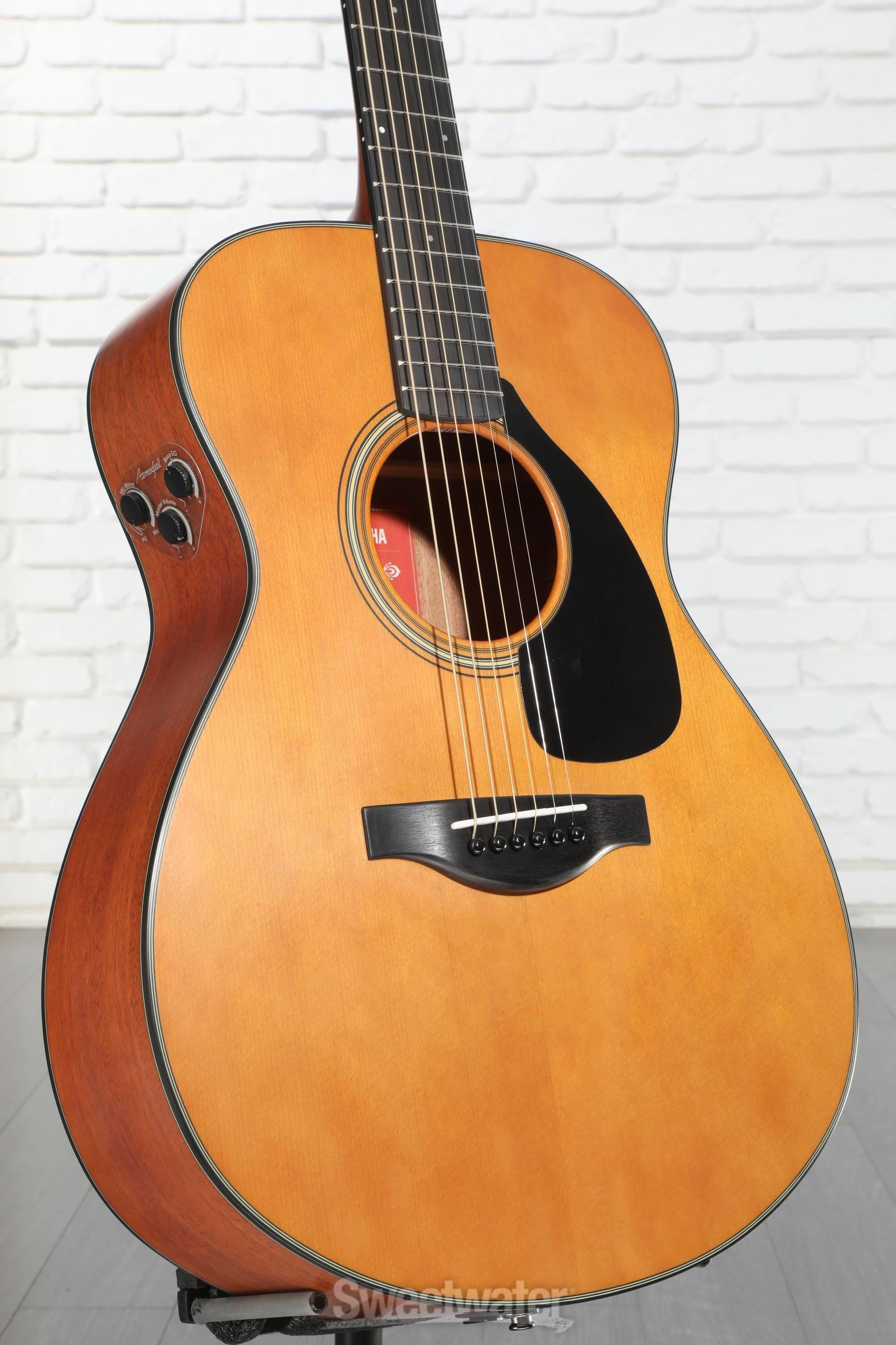 Yamaha Red Label FSX3 Acoustic-electric Guitar - Natural