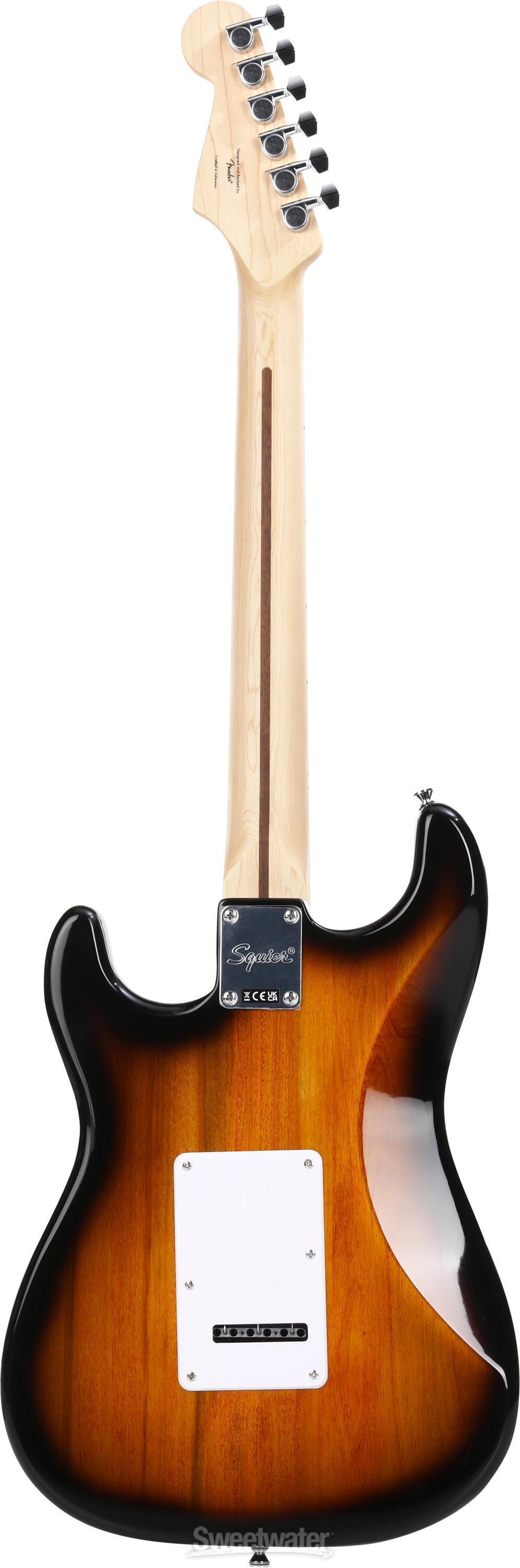 おトク情報がいっぱい！ Squier Sunburst 2-color - Pack Stratocaster Series Sonic ピンズ・ピンバッジ・缶バッジ